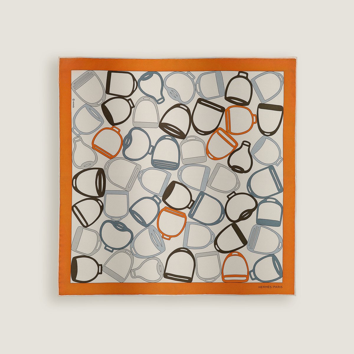 A Vos Etriers pocket square 45