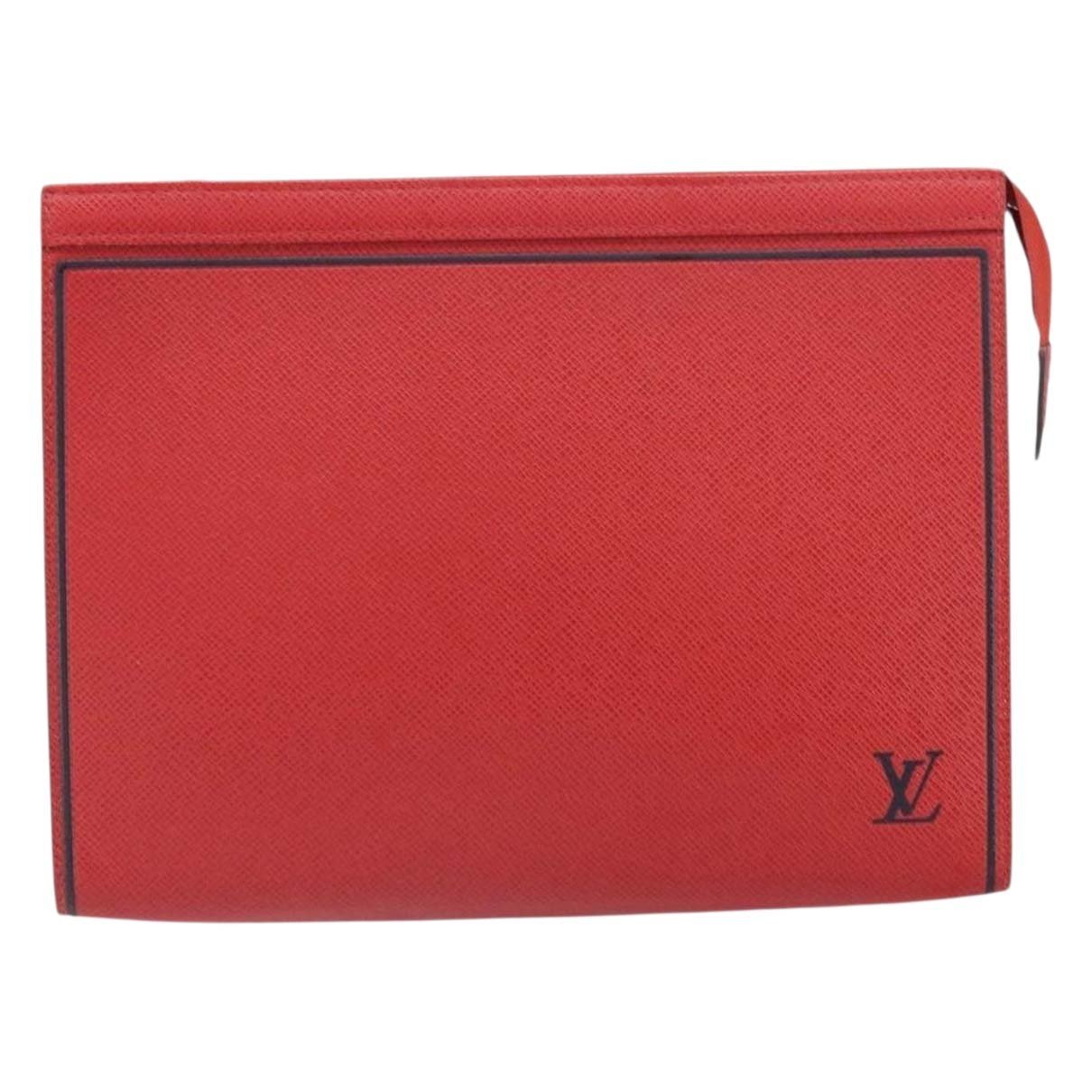 Leather clutch bag