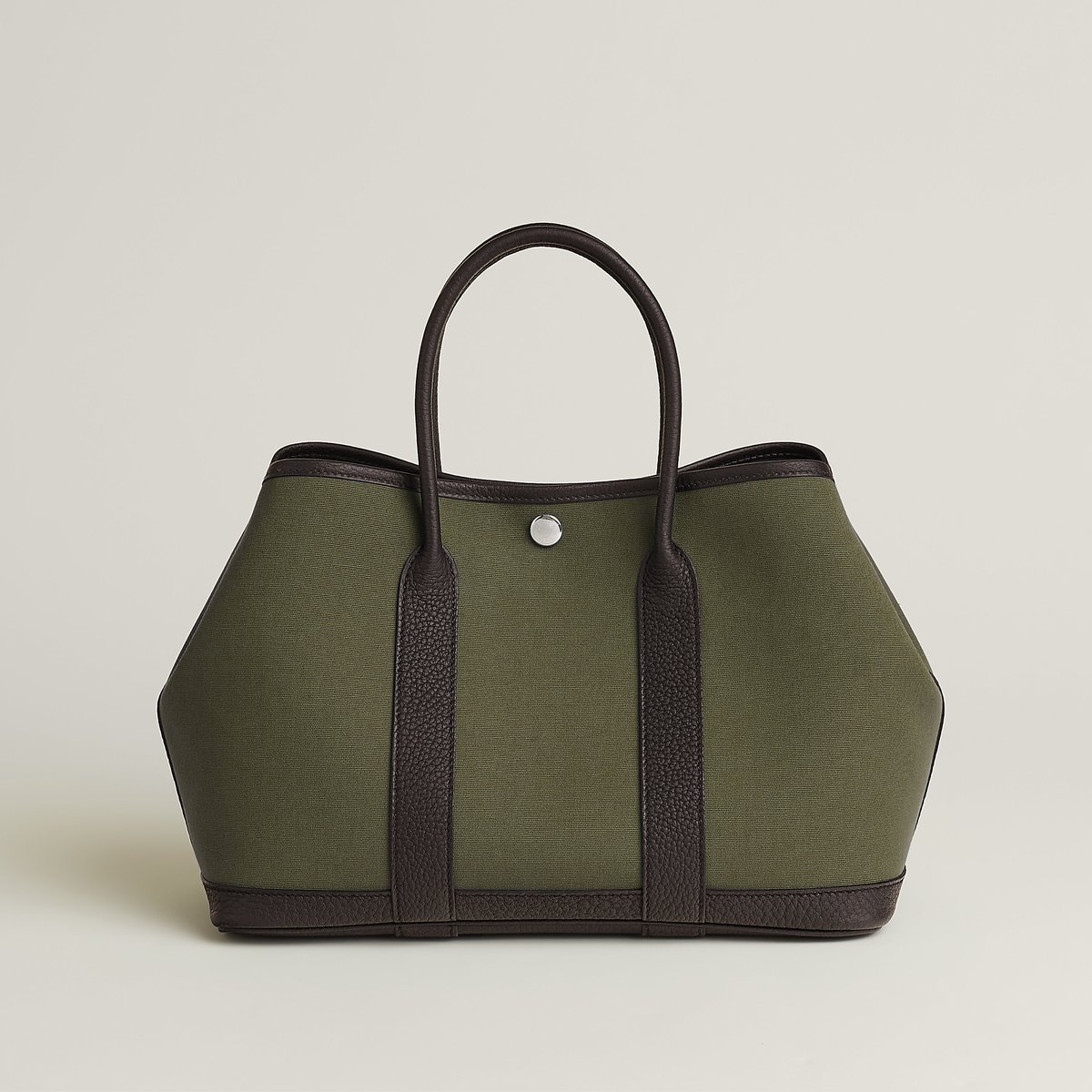 Hermès Hermès bag in Vert Olive, Bai Brun