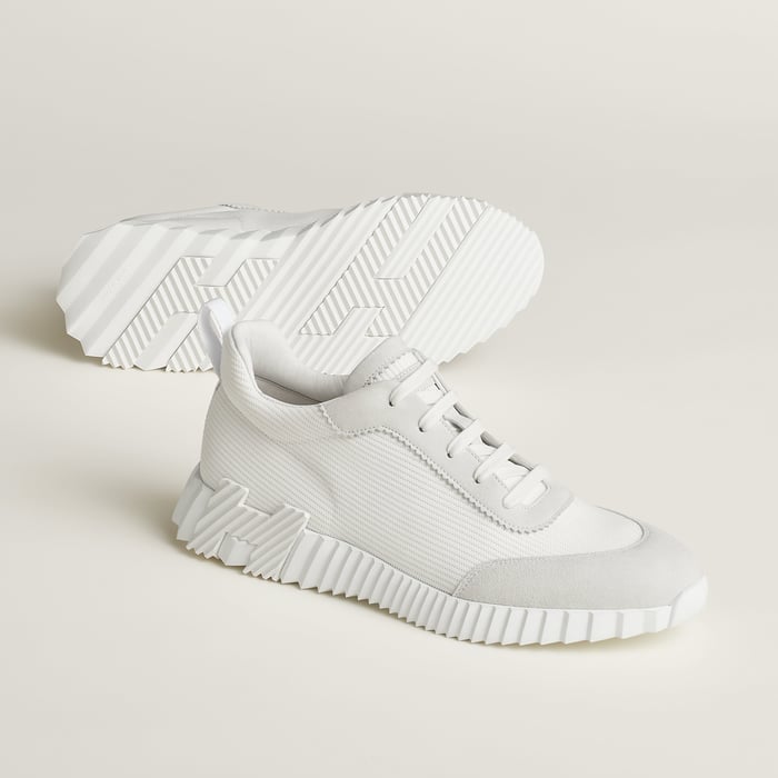Bouncing sneaker