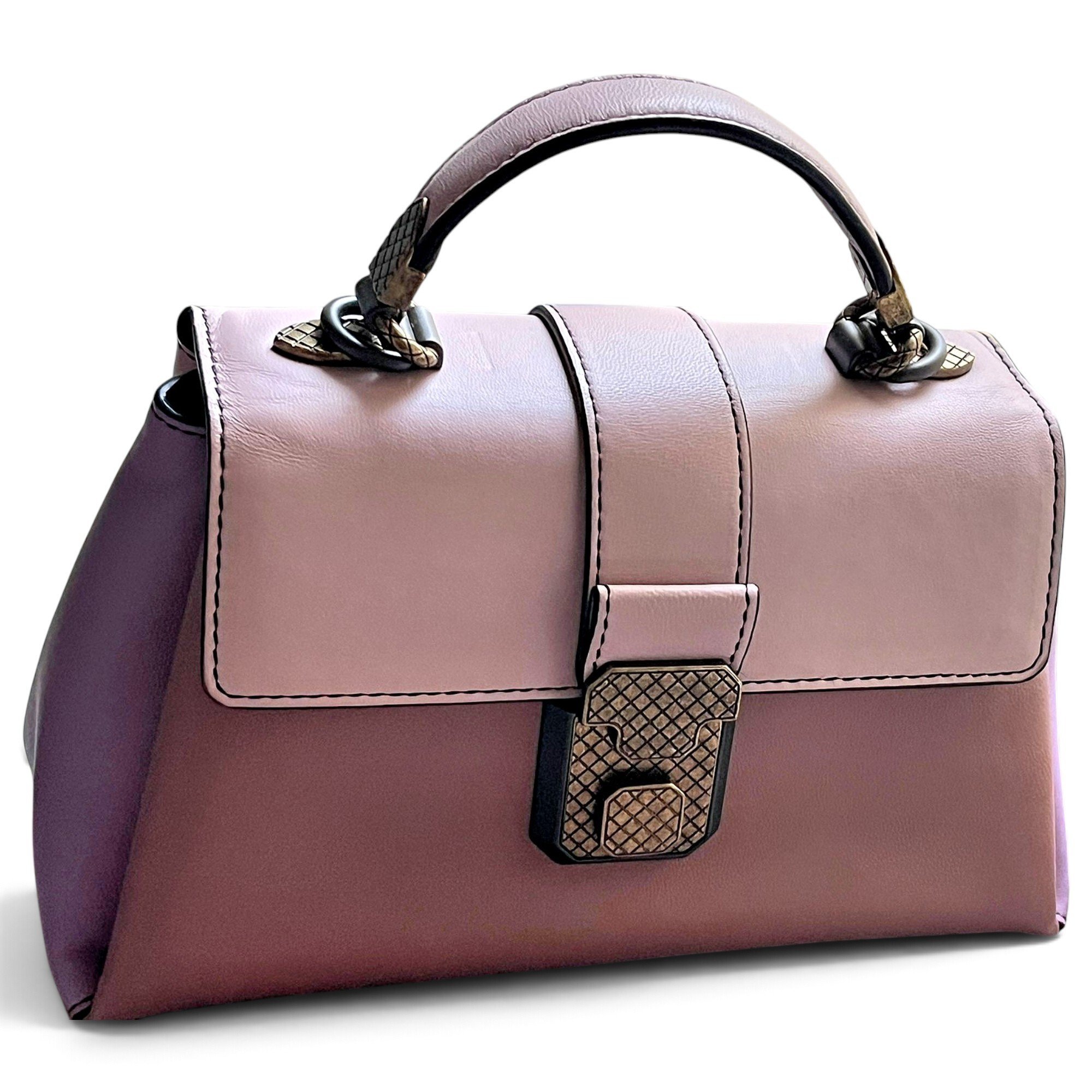 Leather handbag