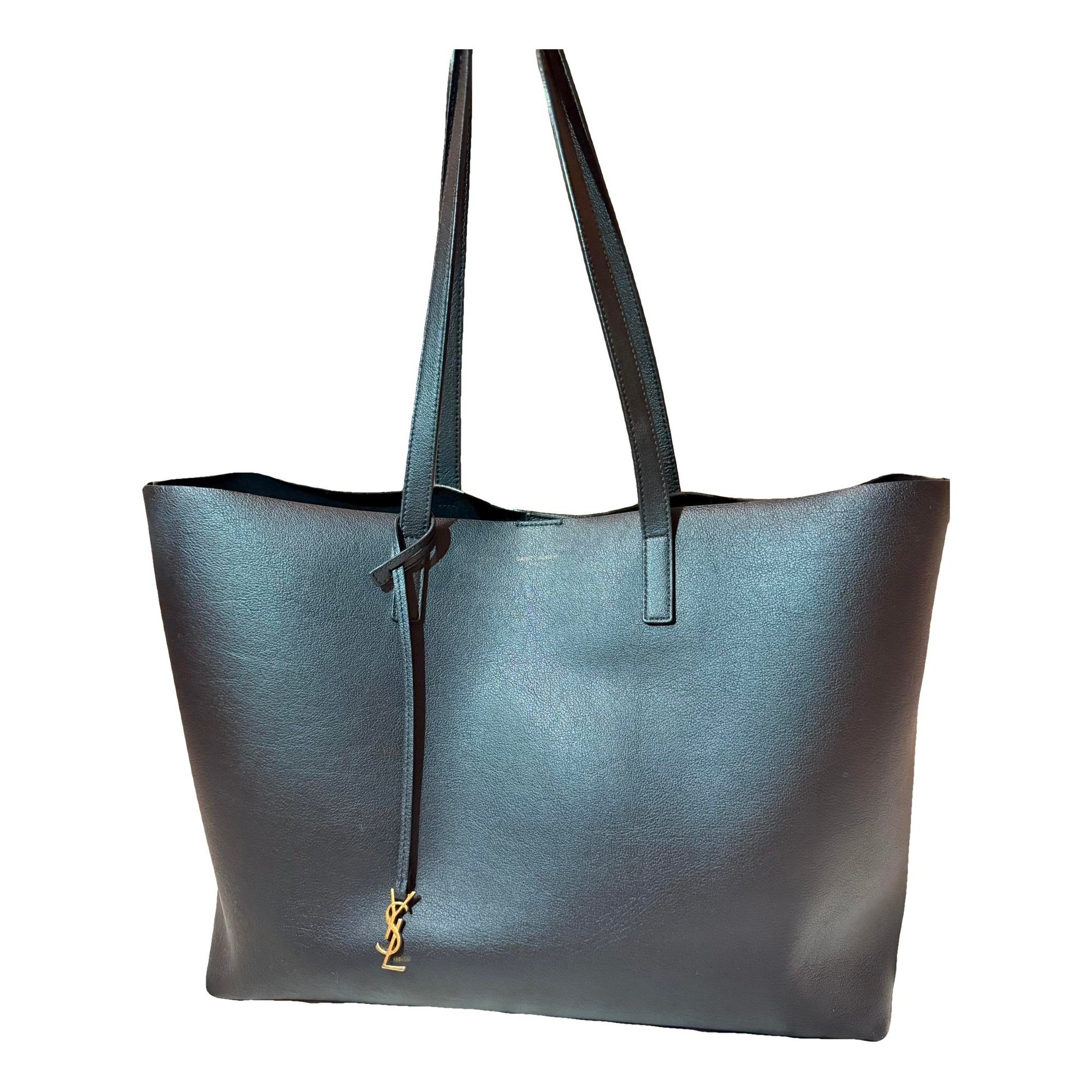 Shopping leather handbag