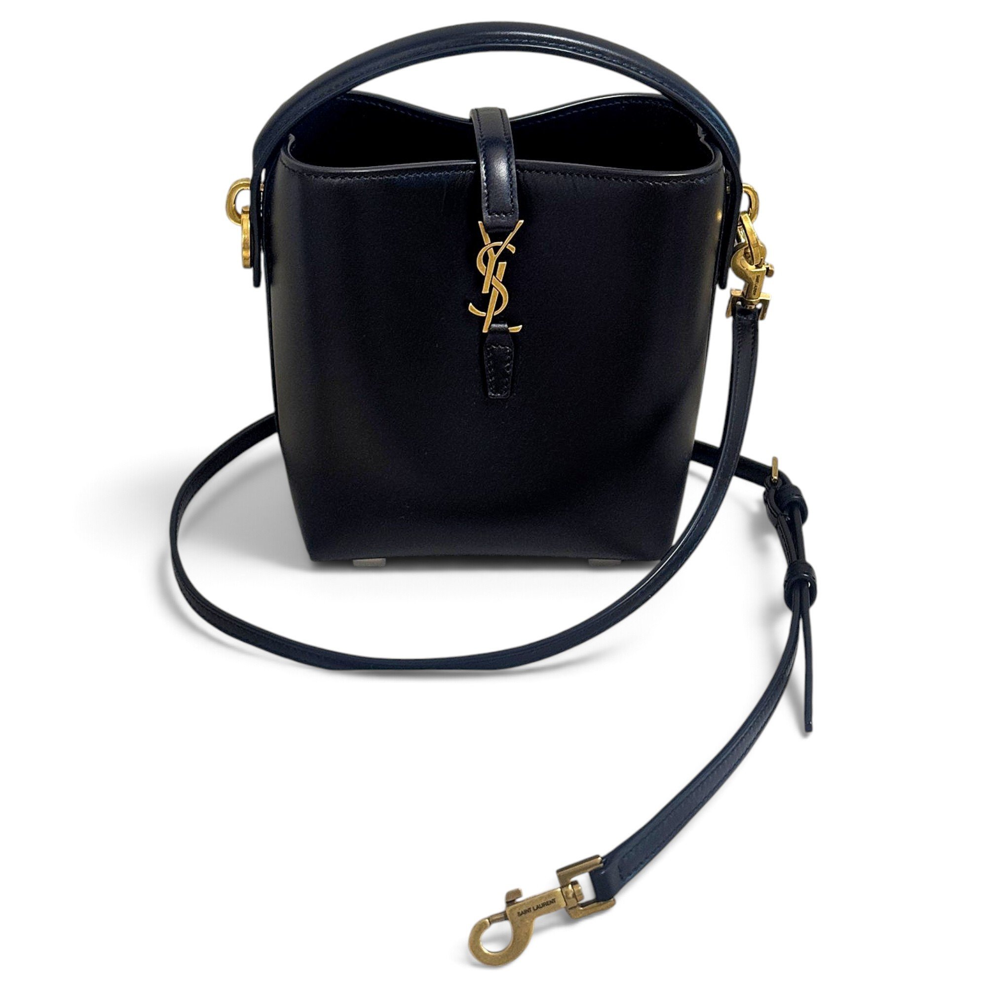 Le 37 leather bag