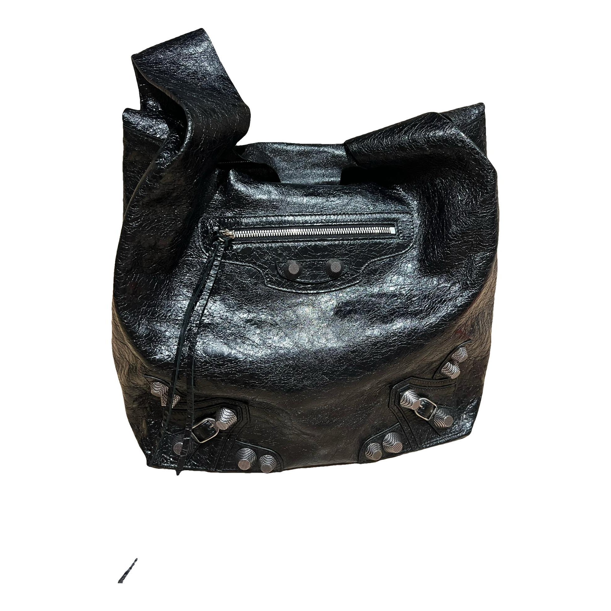 Leather handbag