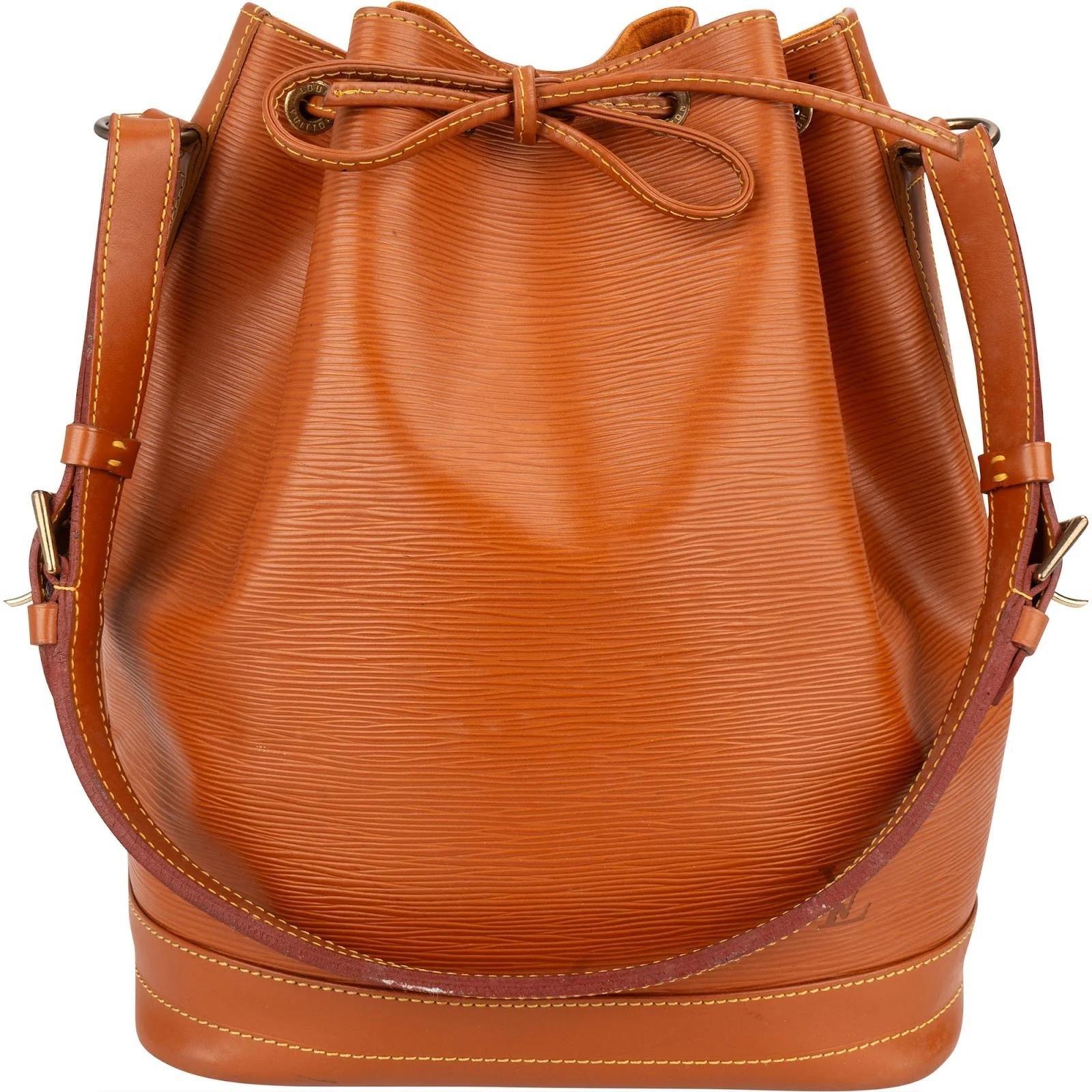 Noé leather handbag