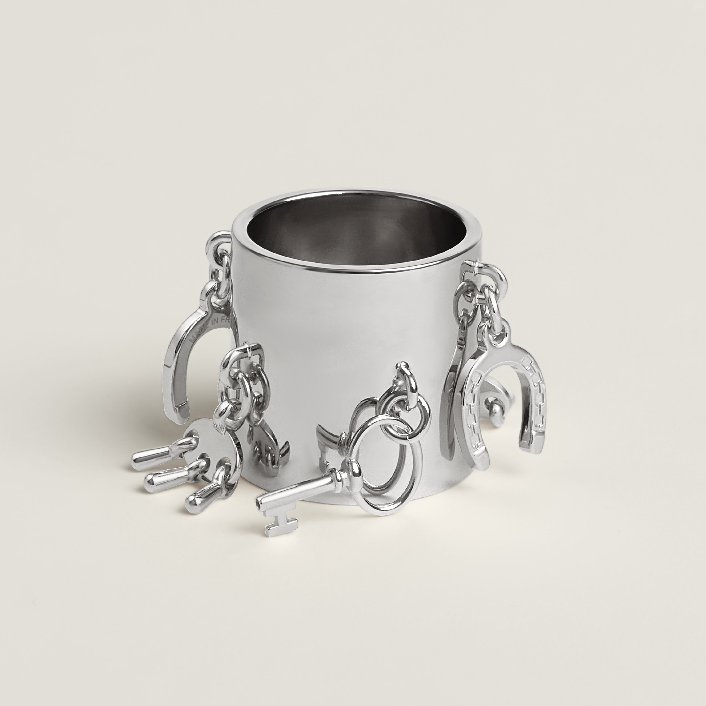 Charm's scarf ring