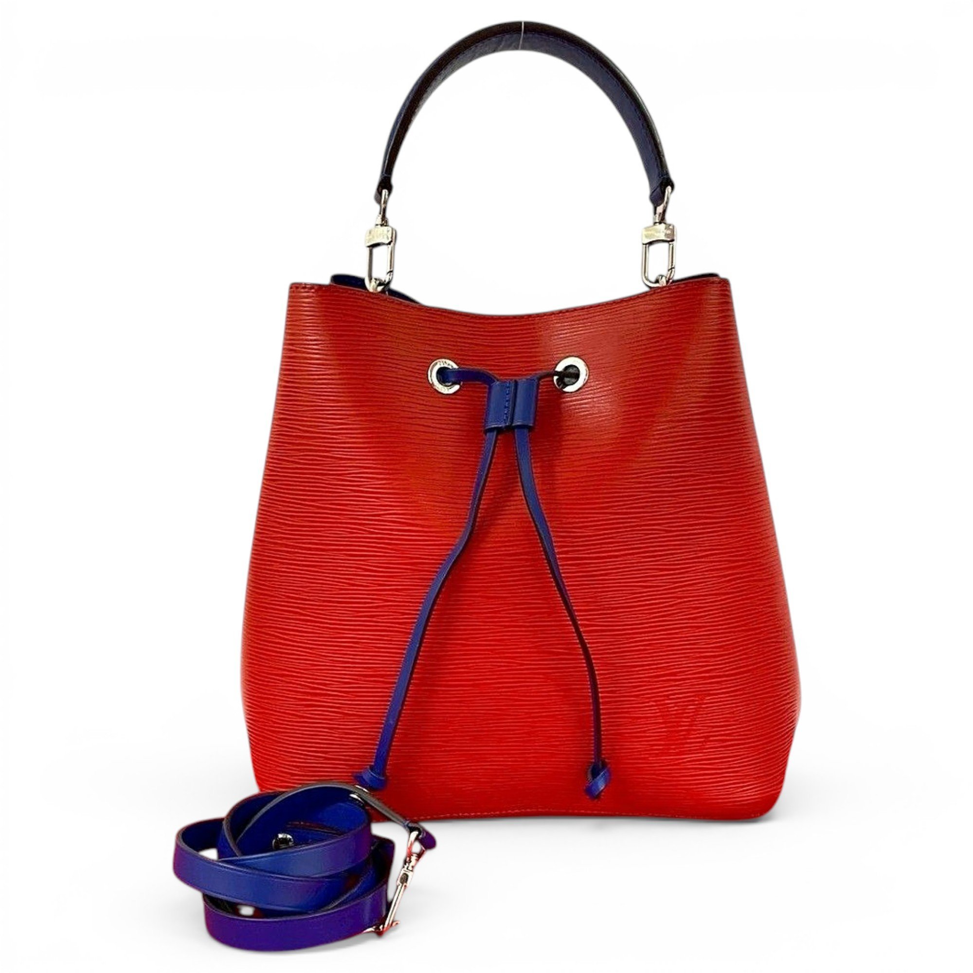 Noé leather bag