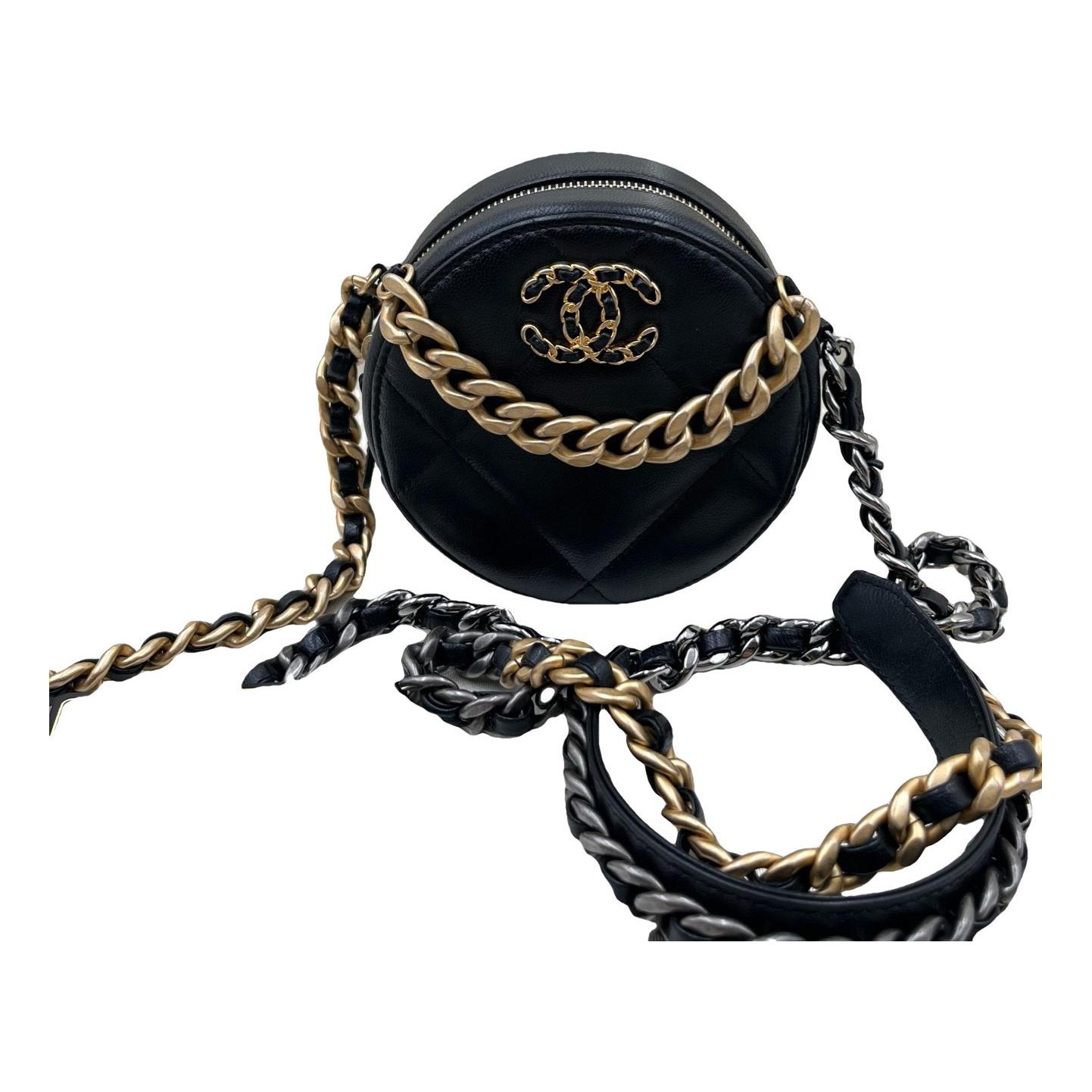 Chanel 19 leather handbag