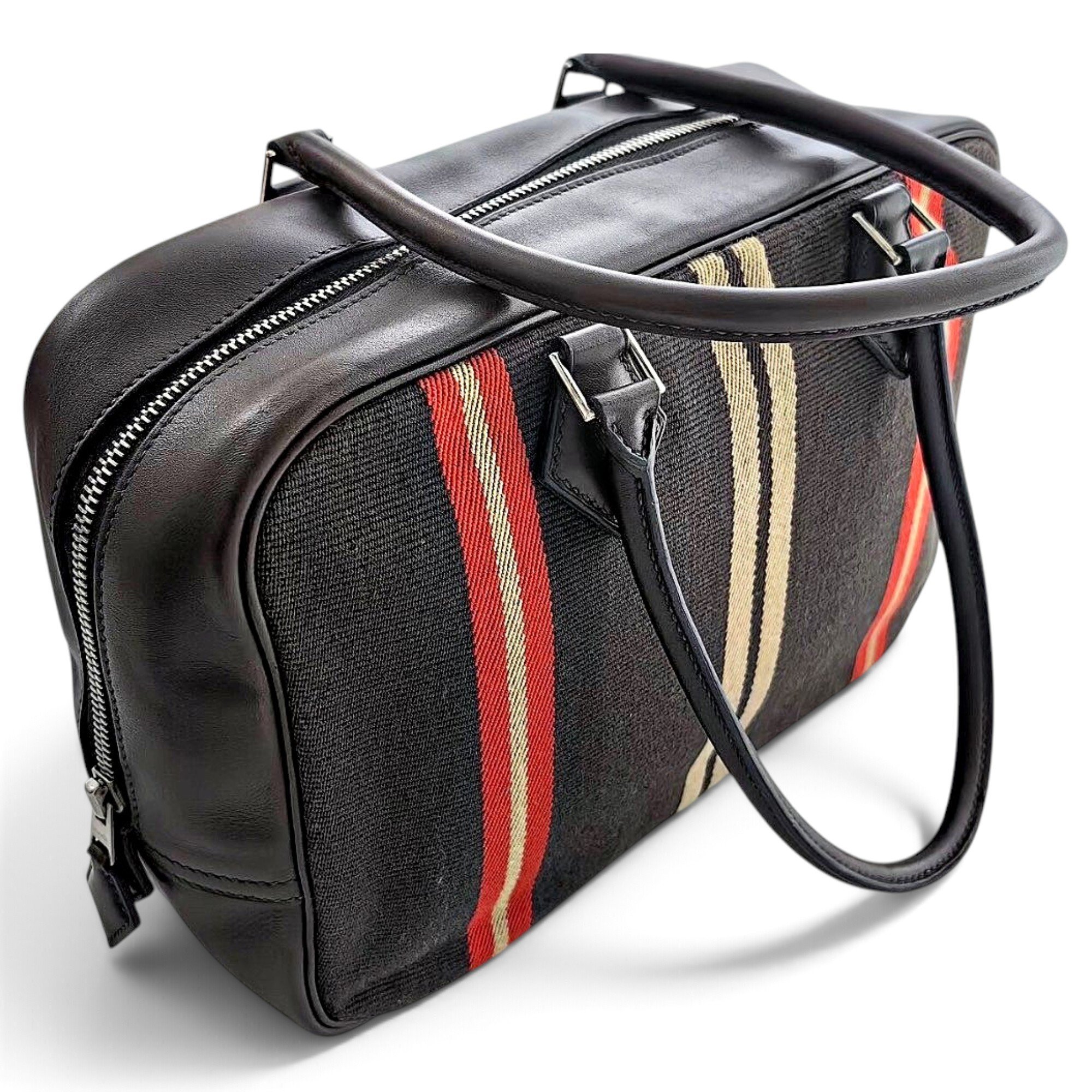 Plume cloth handbag