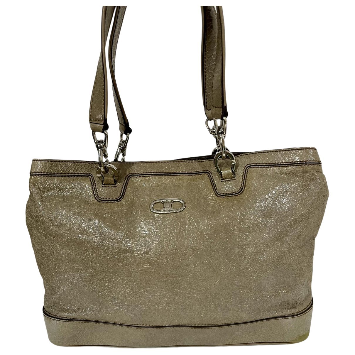 Patent leather handbag