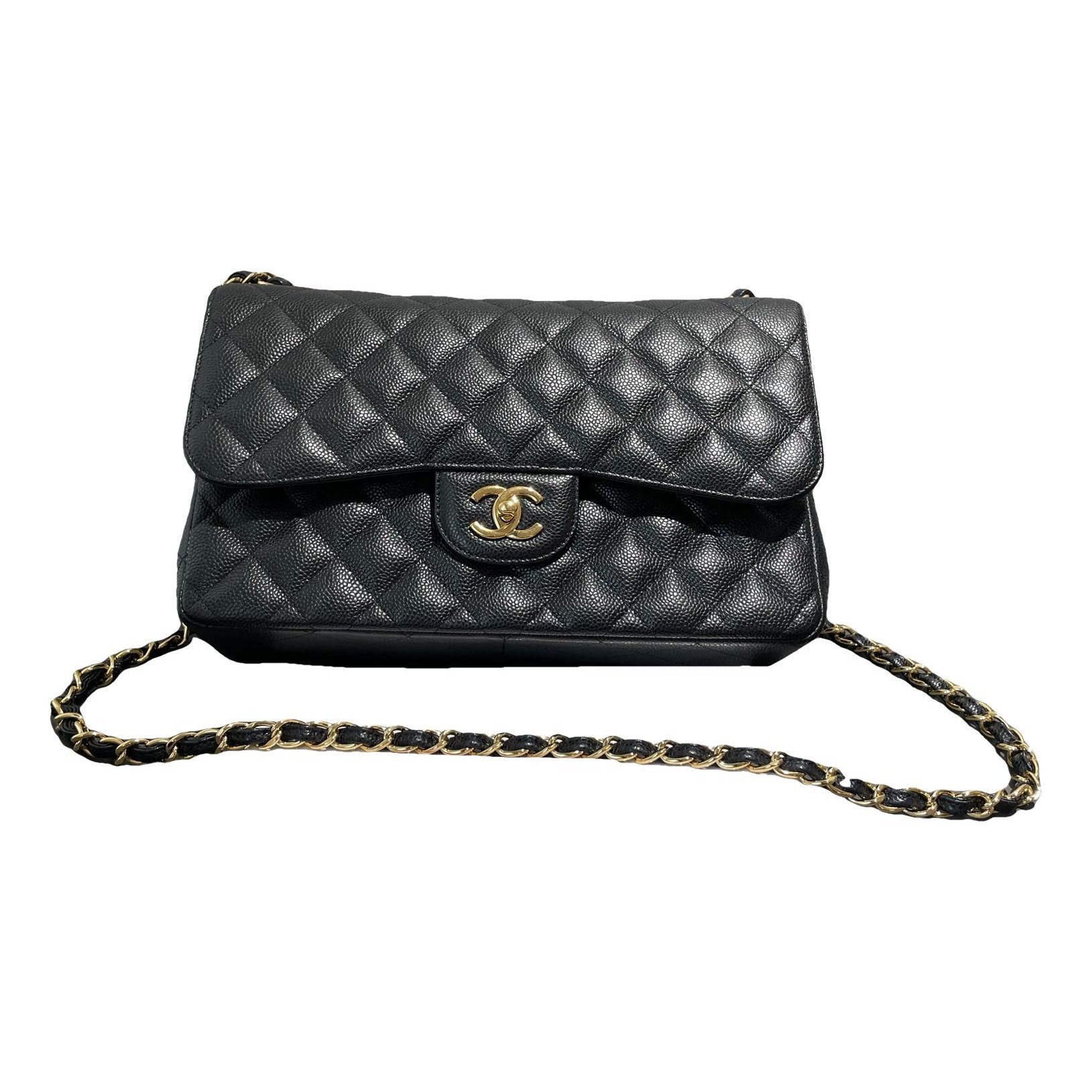 Timeless/Classique leather crossbody bag