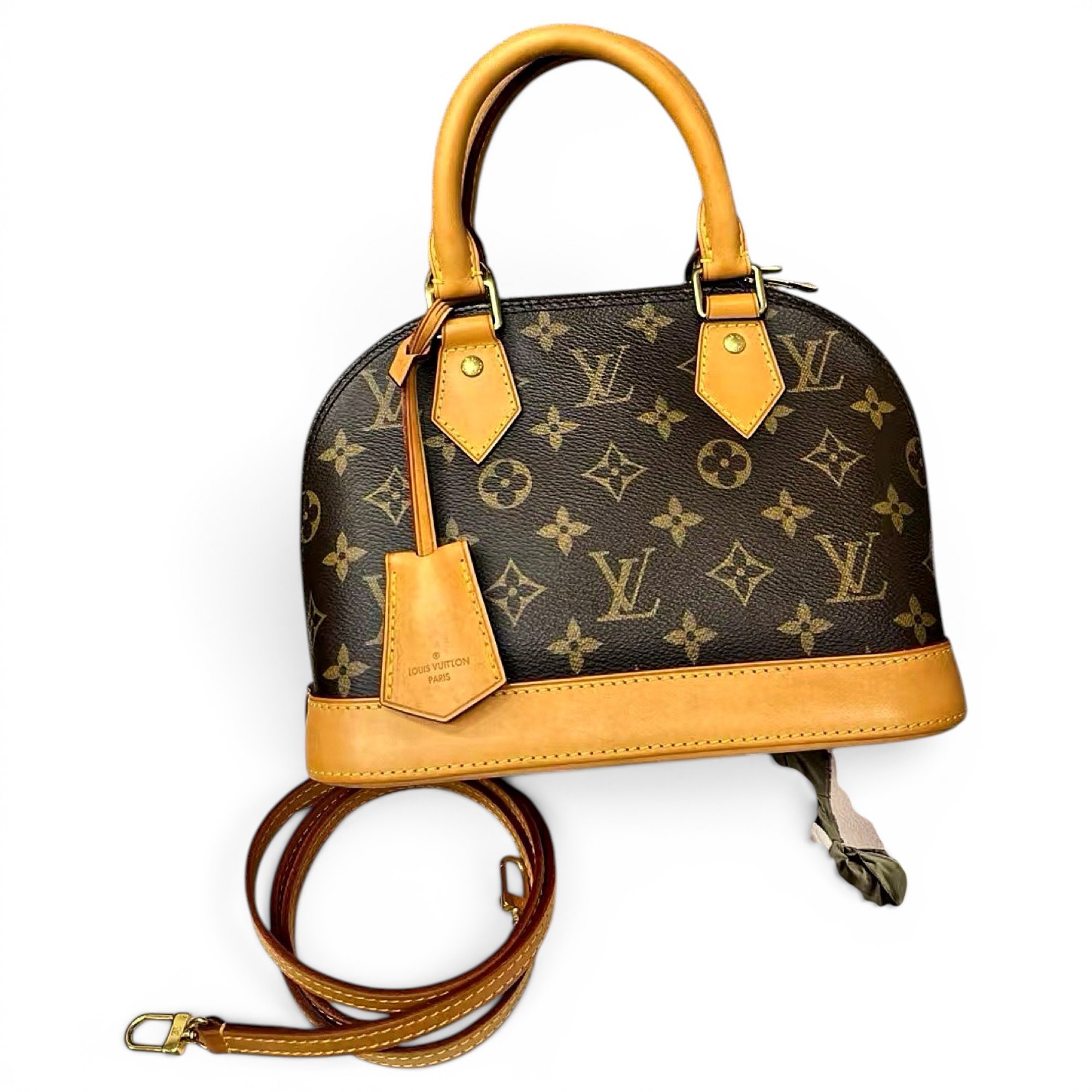 Alma BB leather handbag