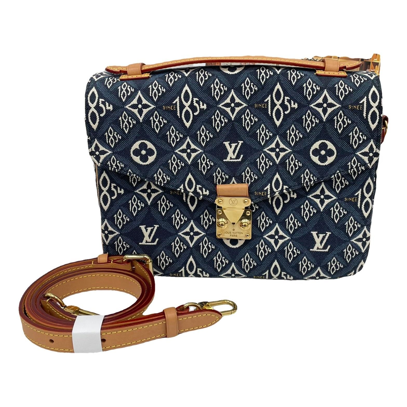 Metis cloth handbag