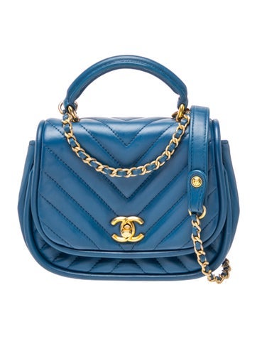 Paris-Cosmopolite Reversed Chevron Flap Bag