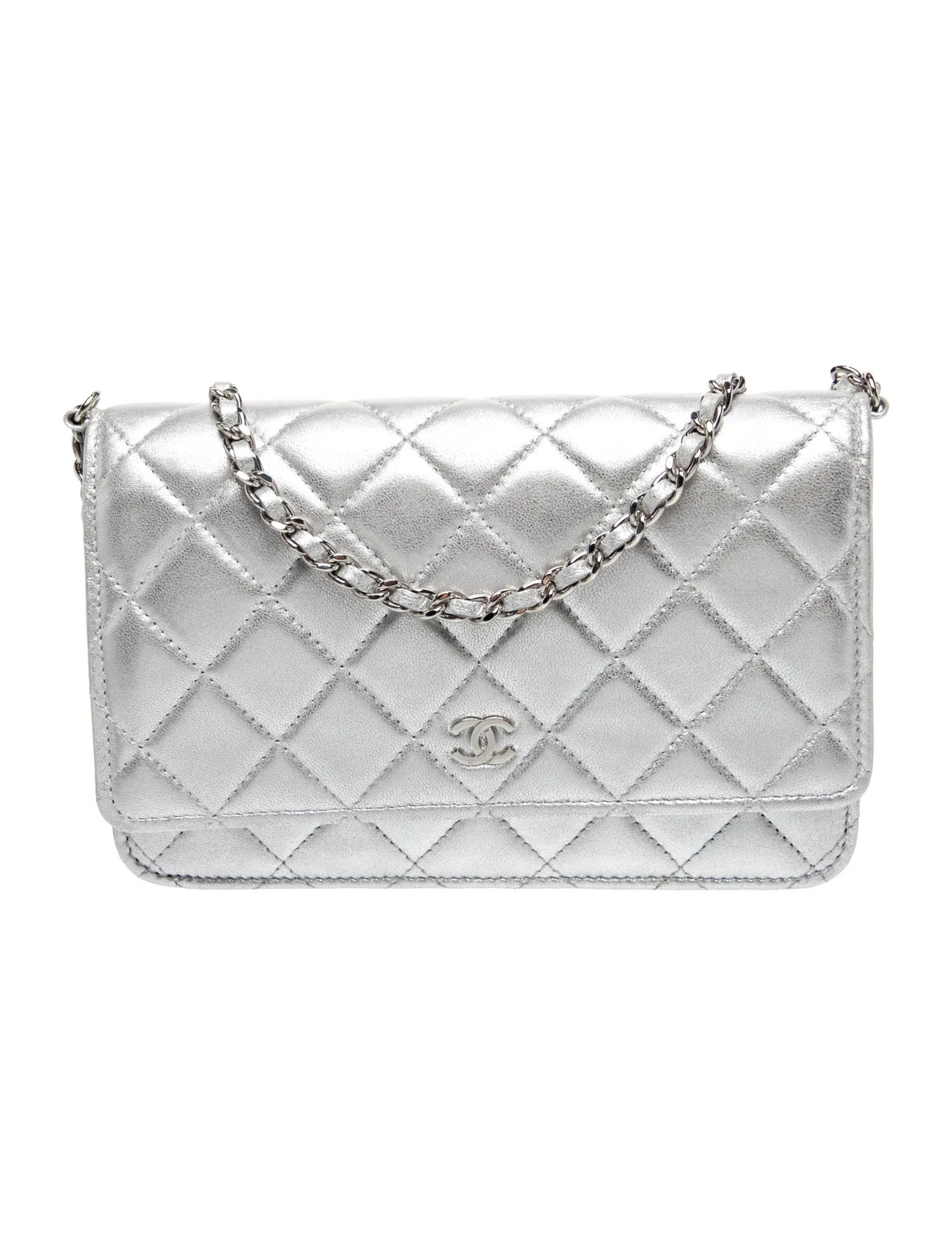 Classic Quilted Wallet On Chain