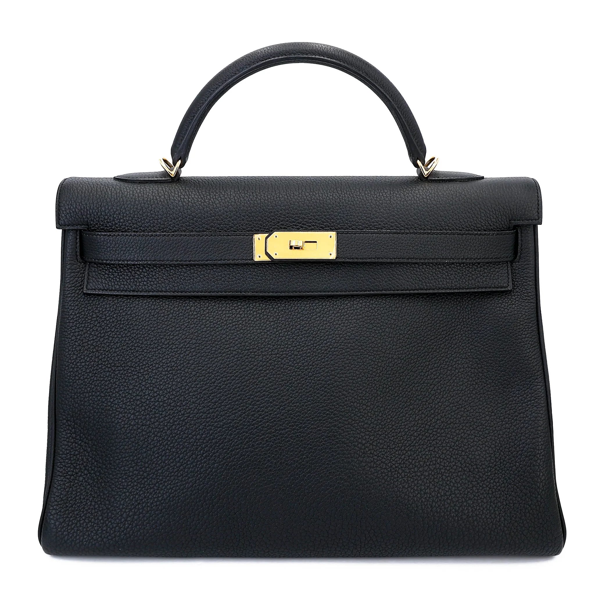 Excellent ( Rank SA ) HERMÈS Kelly 40 Noir (89) Togo Gold hardware A (2017)