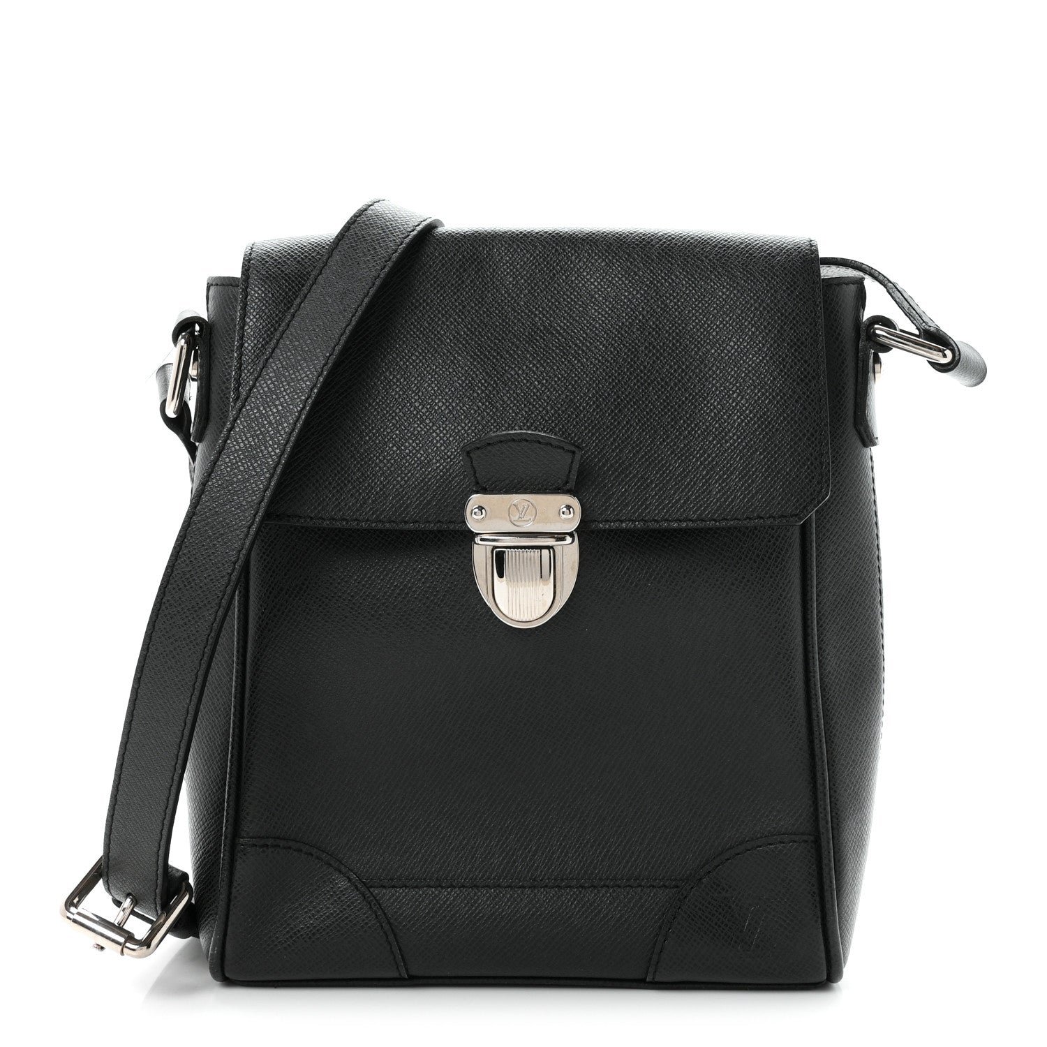 Louis Vuitton Taiga Luka Messneger Bag Ardoise