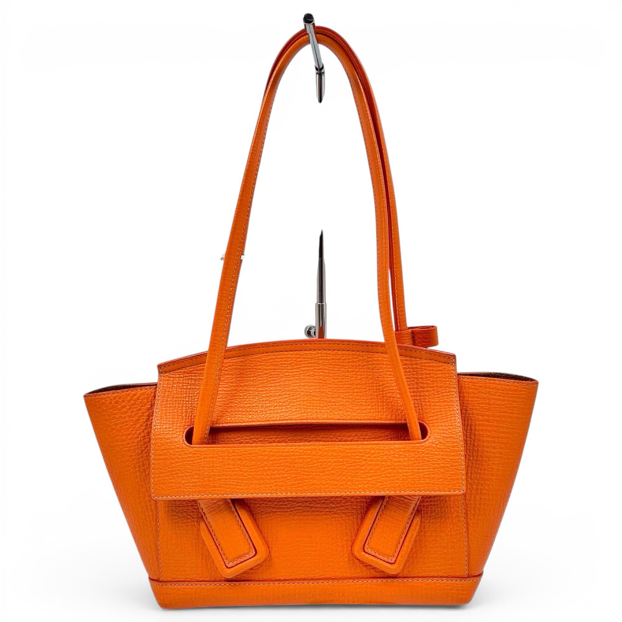 Arco leather handbag