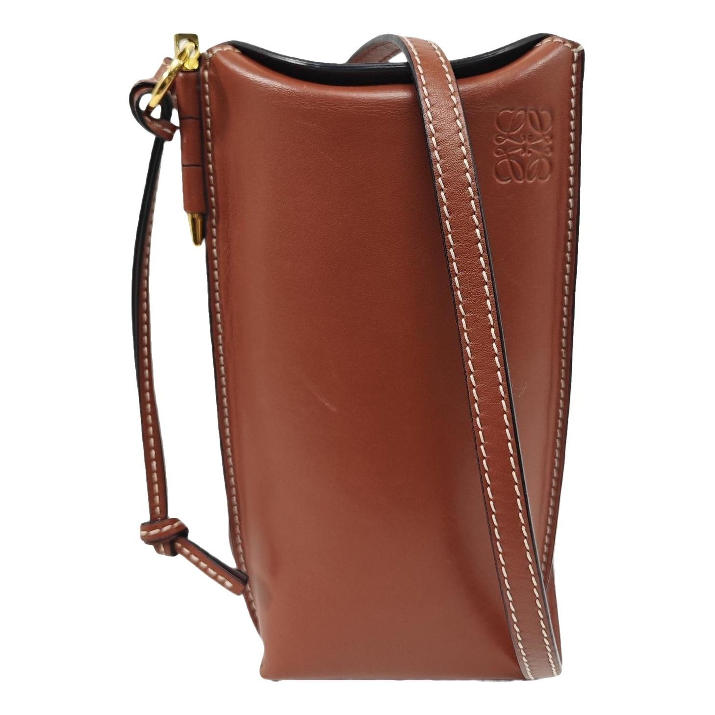 Gate leather handbag
