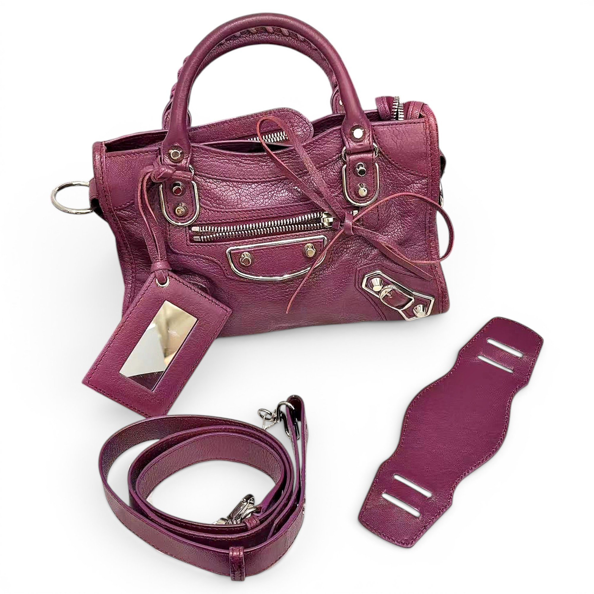 City leather handbag