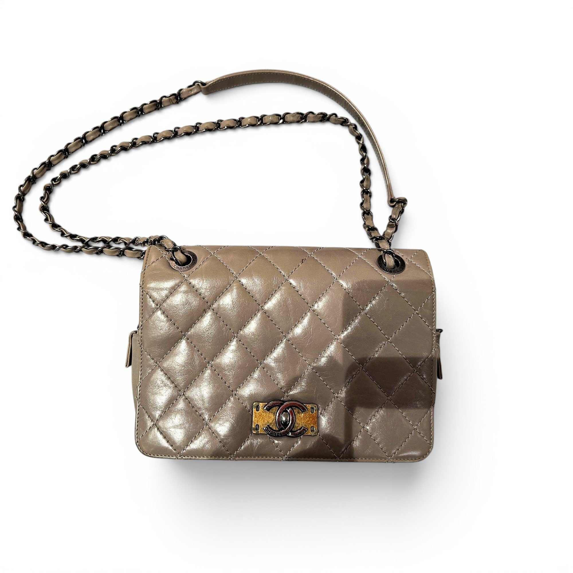 Trendy CC leather handbag