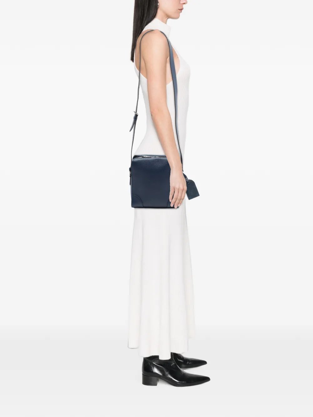 2015 Taiga Nikolai Messenger crossbody bag