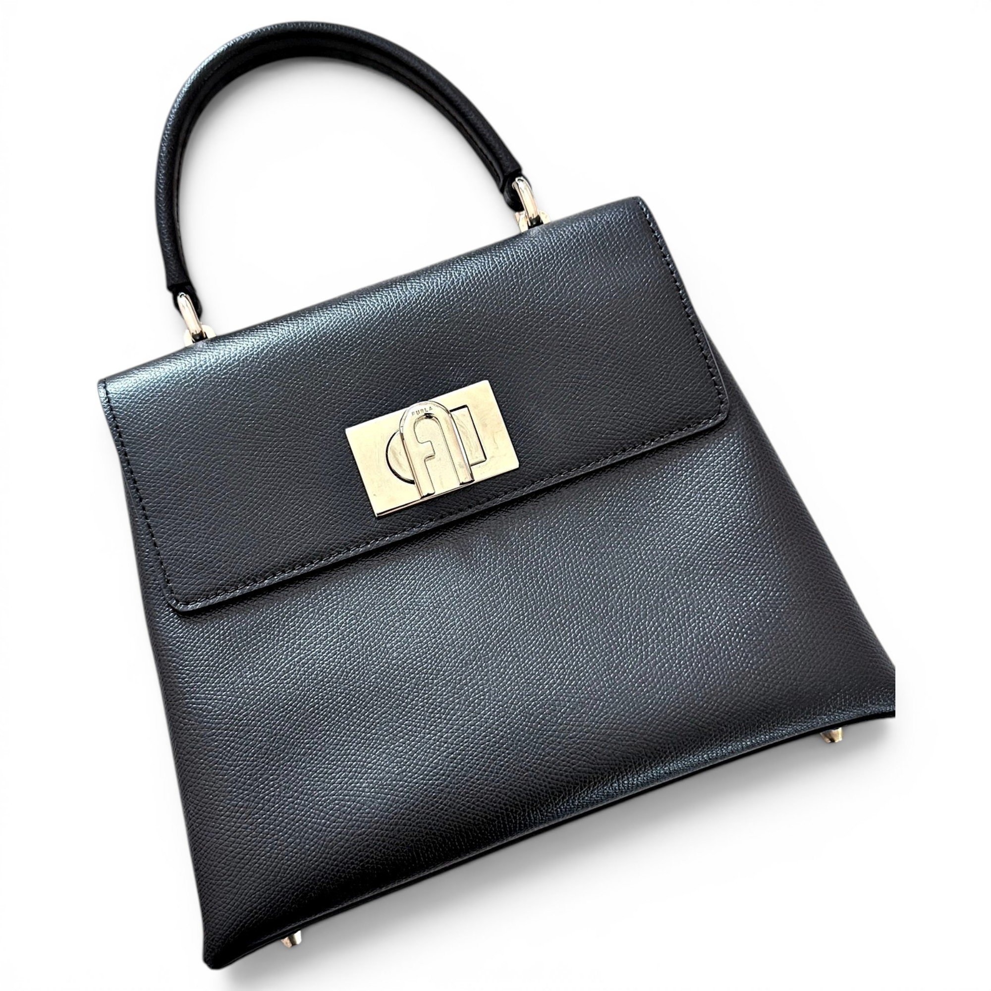 Leather handbag