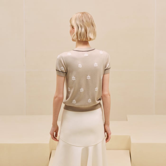 Beige Glaise "Mors a Jouets" Embroidered Short-sleeve Sweater