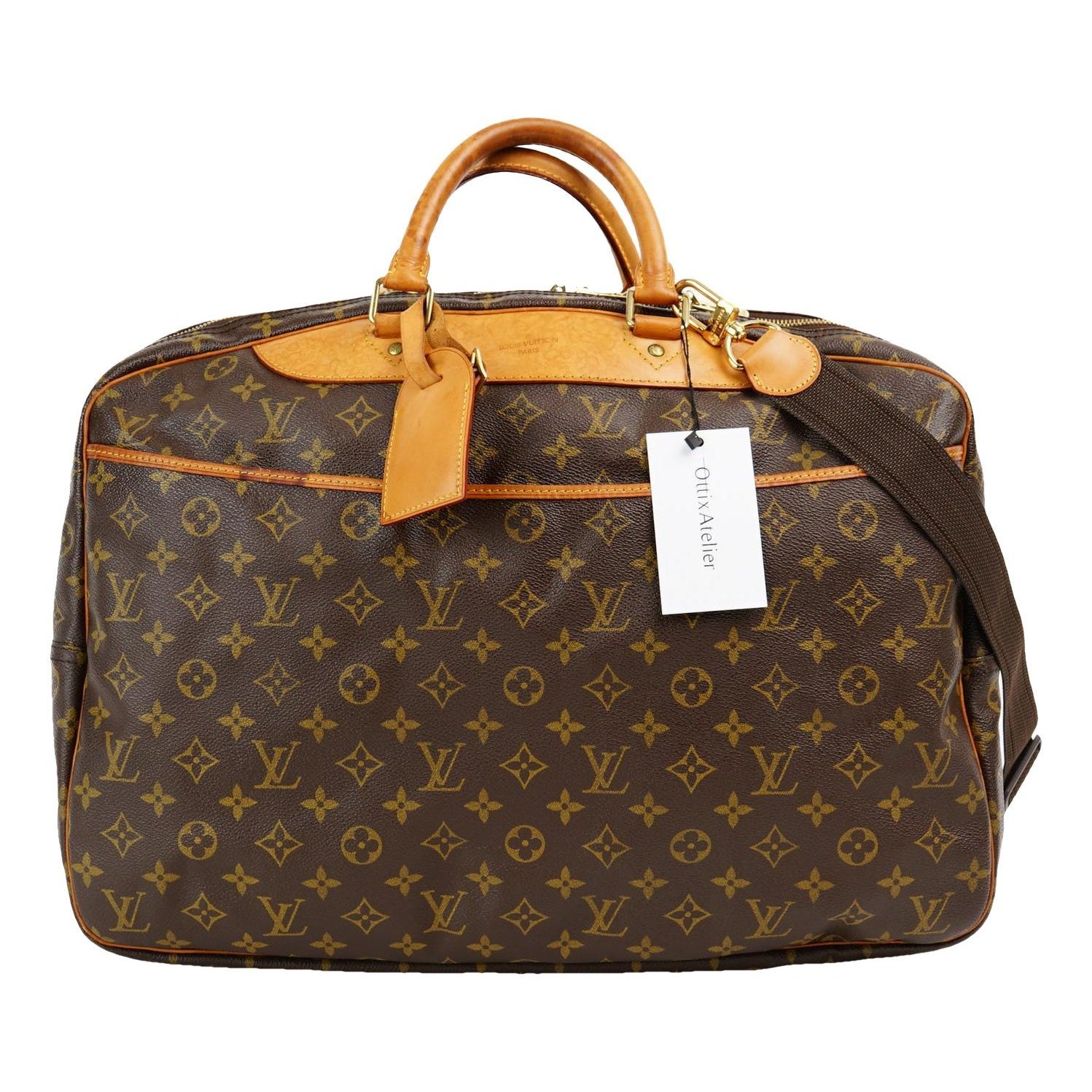 Louis Vuitton Leather handbag