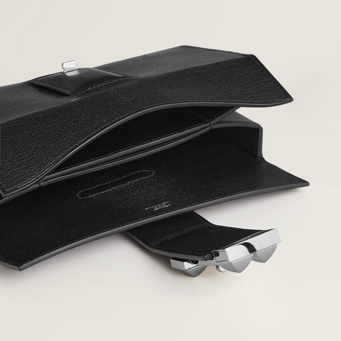 Noir Neo Medor Clutch