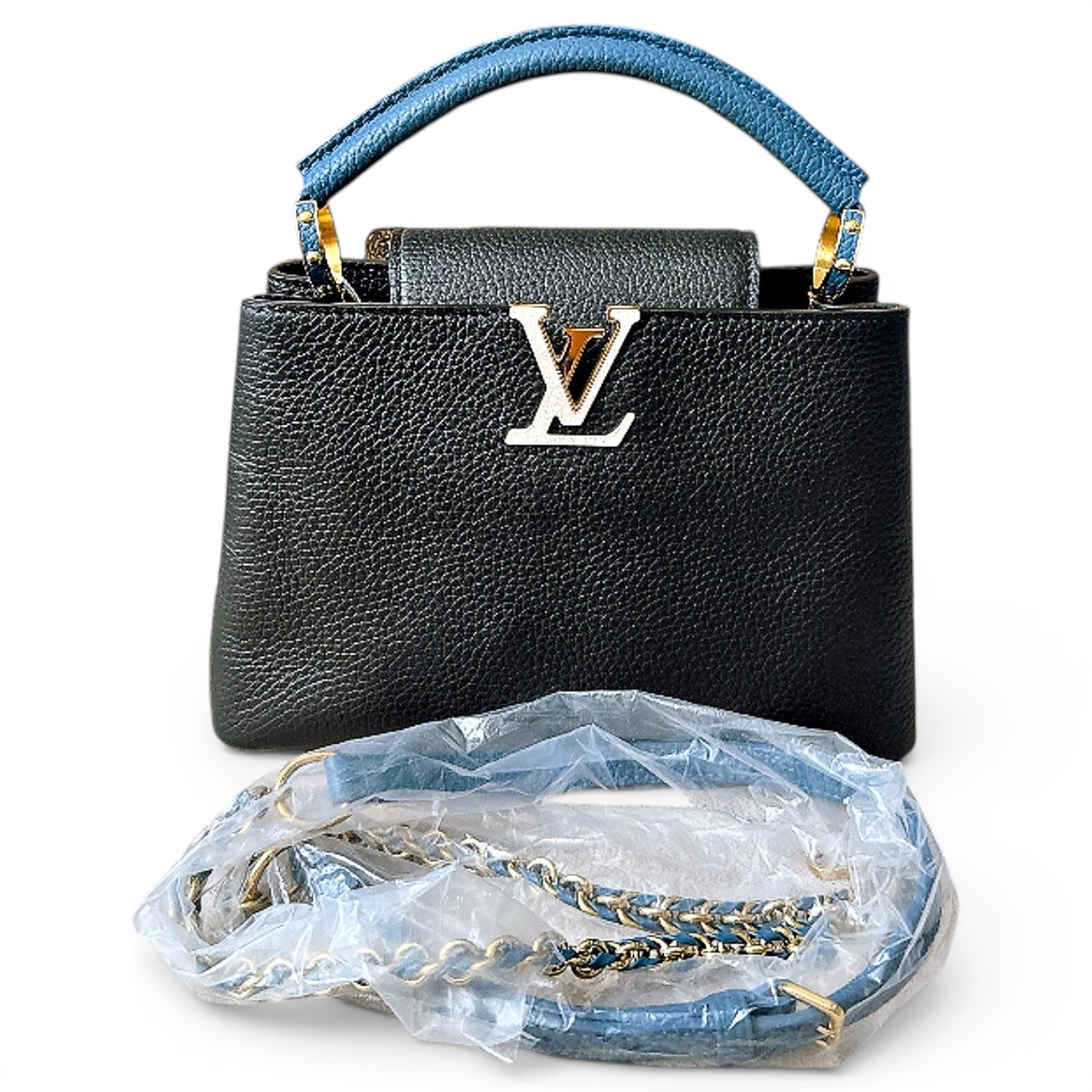 Capucines leather handbag
