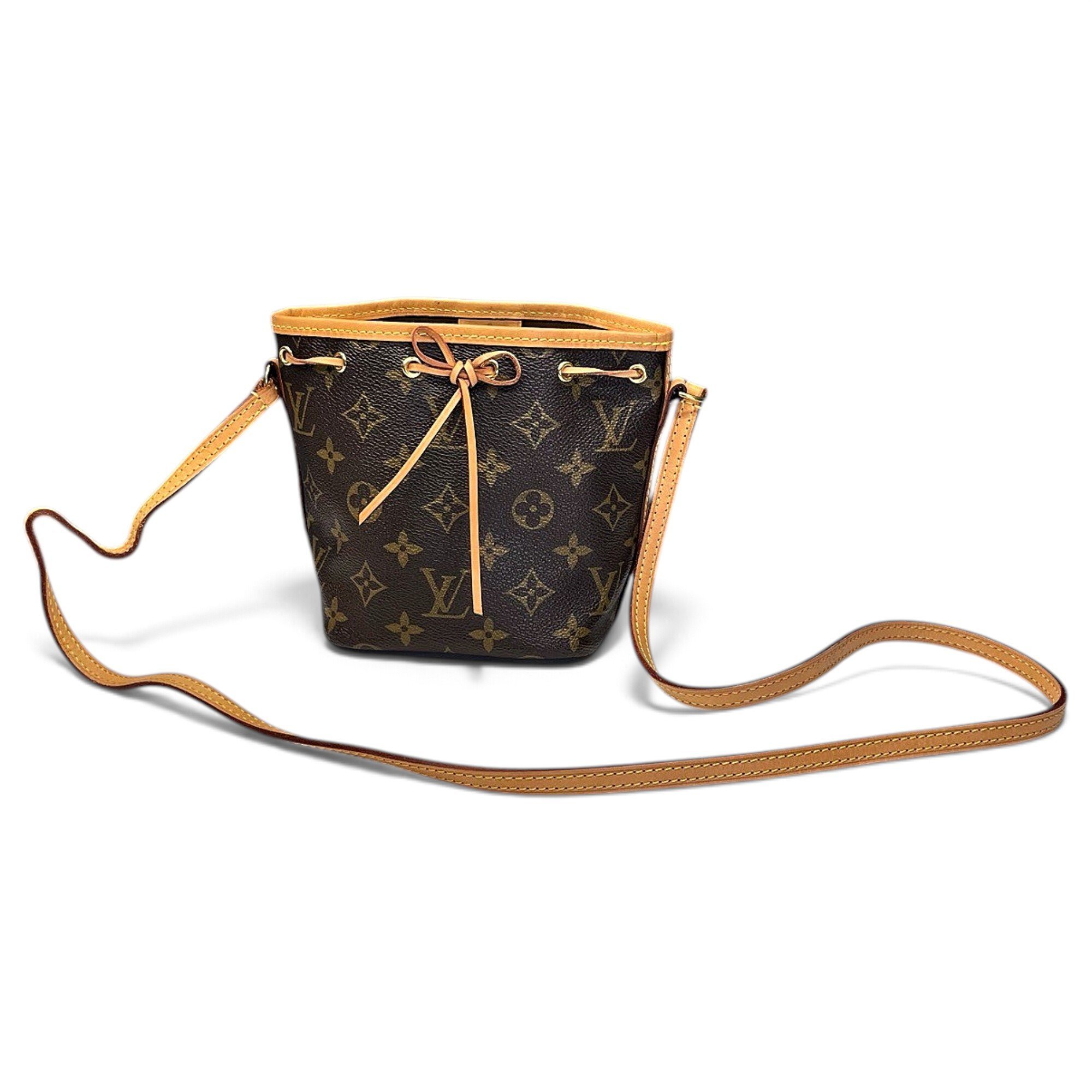 Nano Noé leather crossbody bag