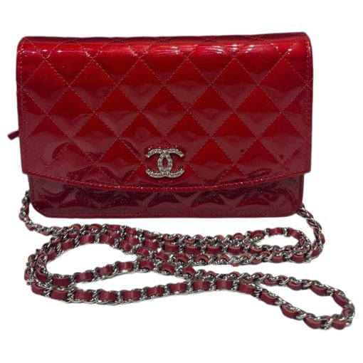 Wallet On Chain Timeless/Classique patent leather handbag