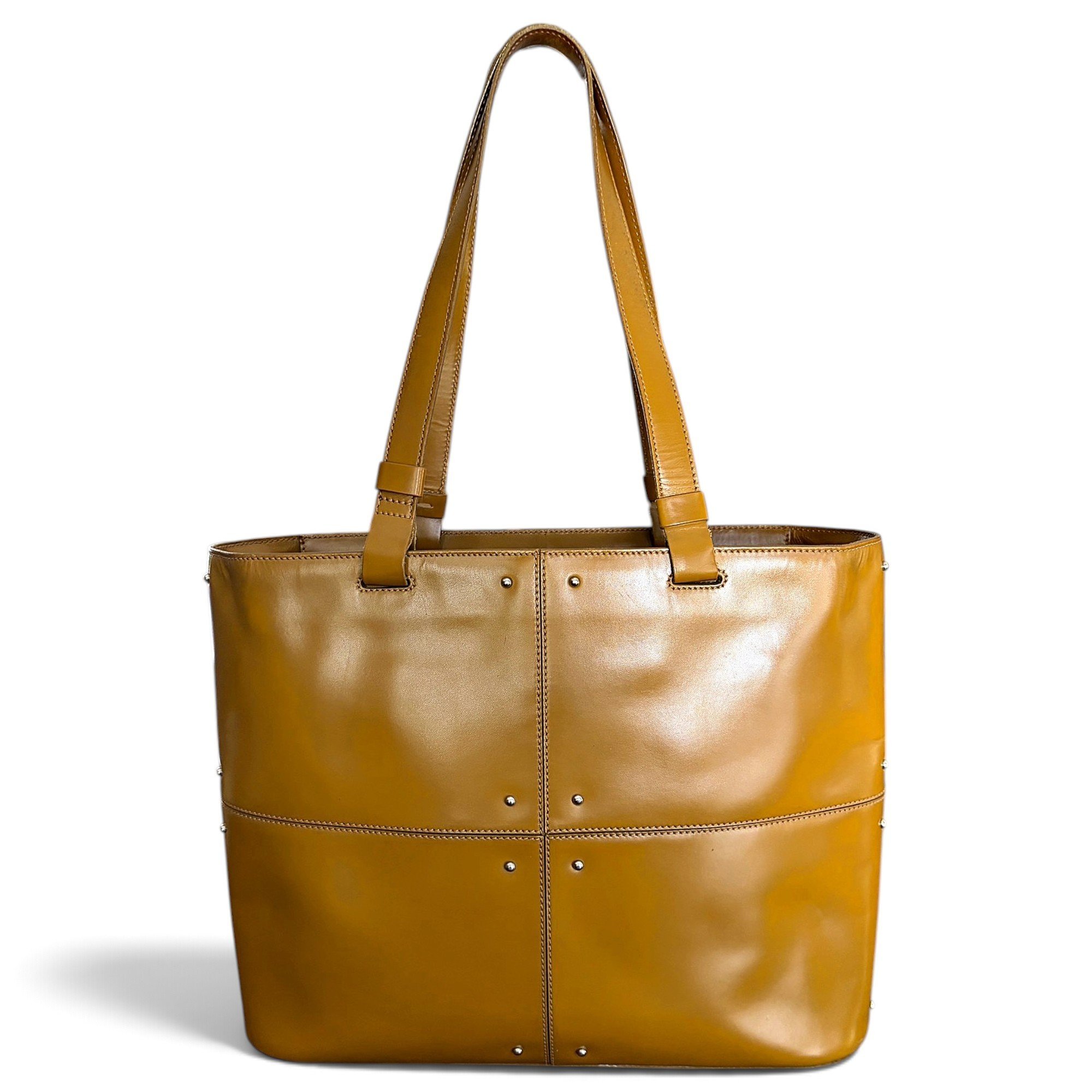 Leather tote
