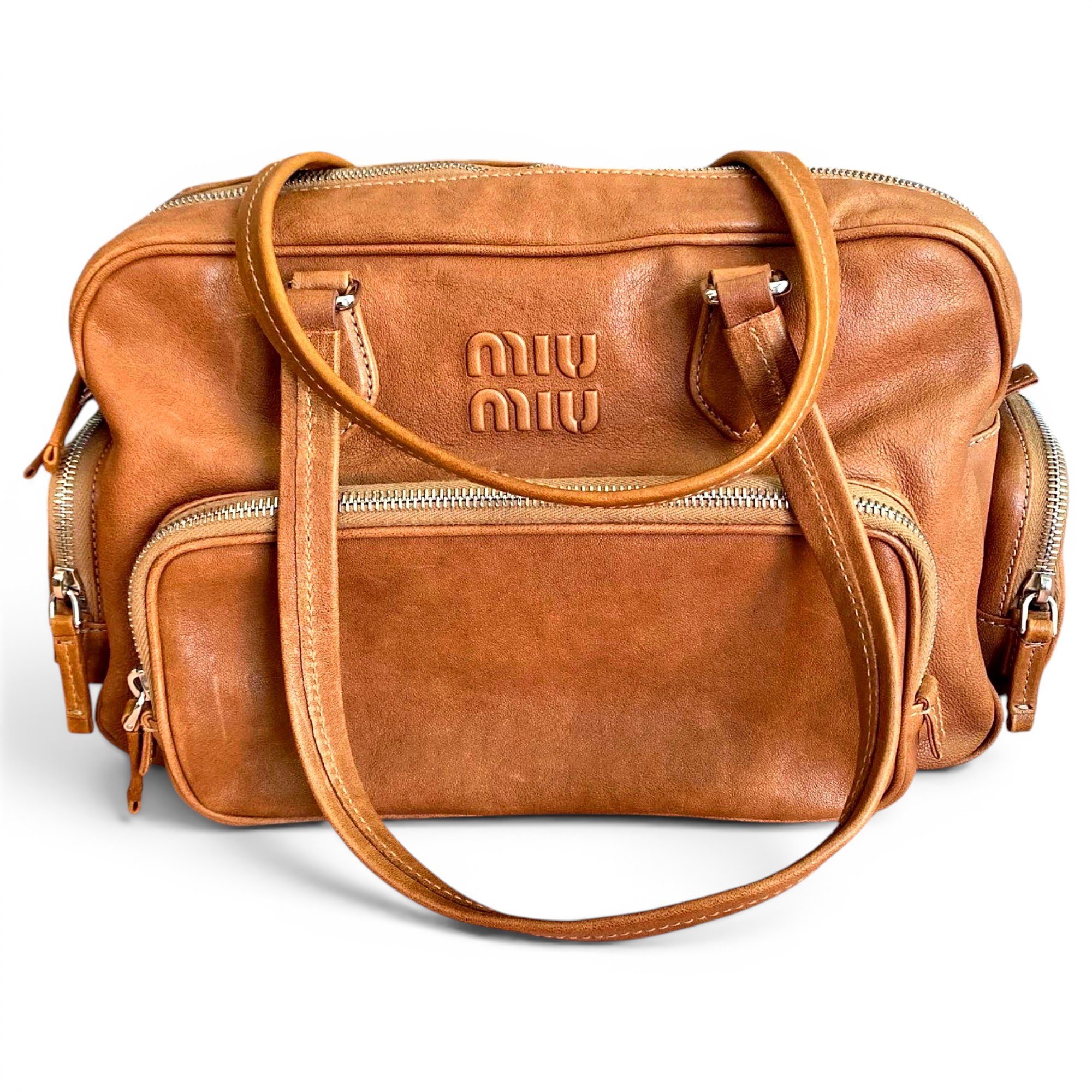 Pocket leather handbag