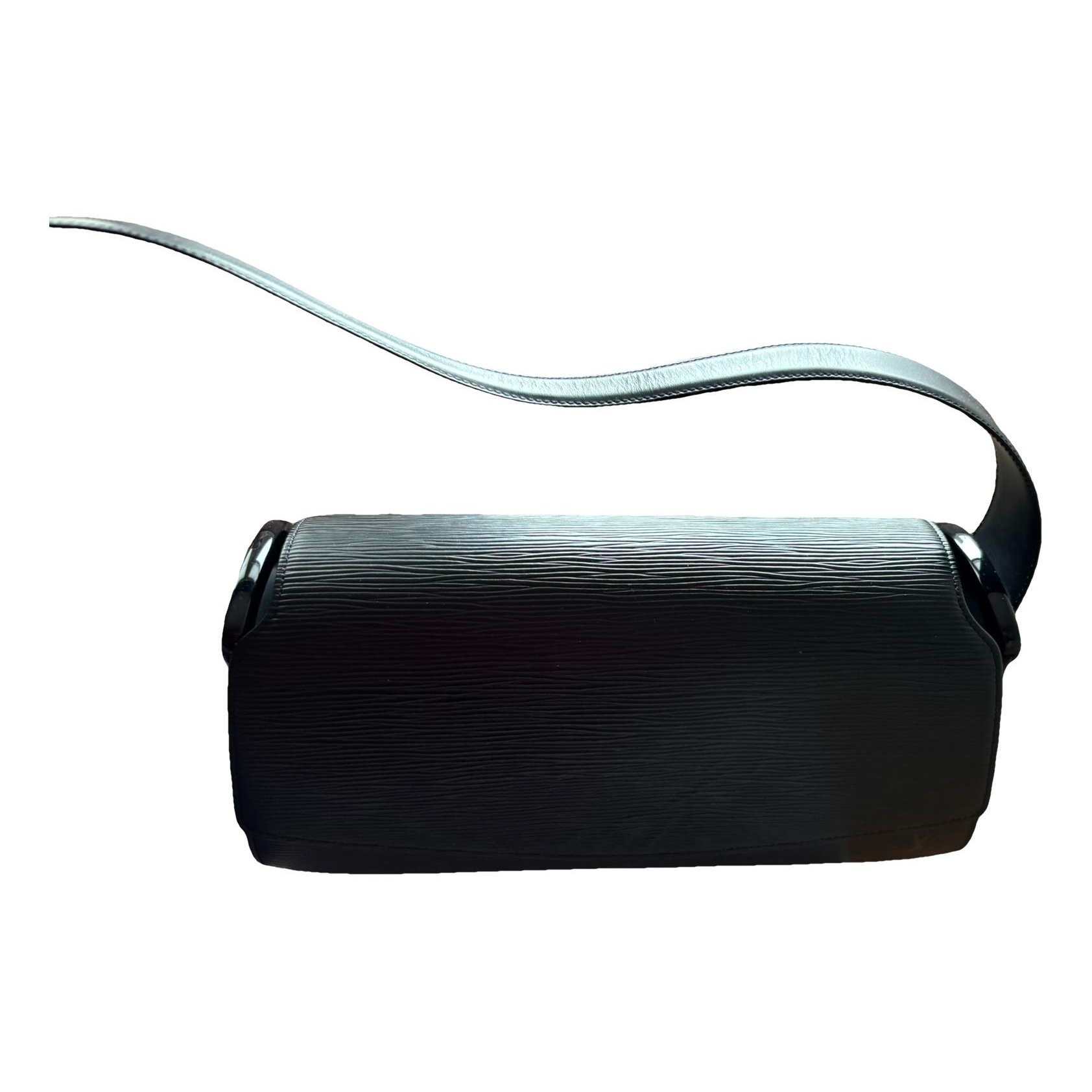 Nocturne leather bag