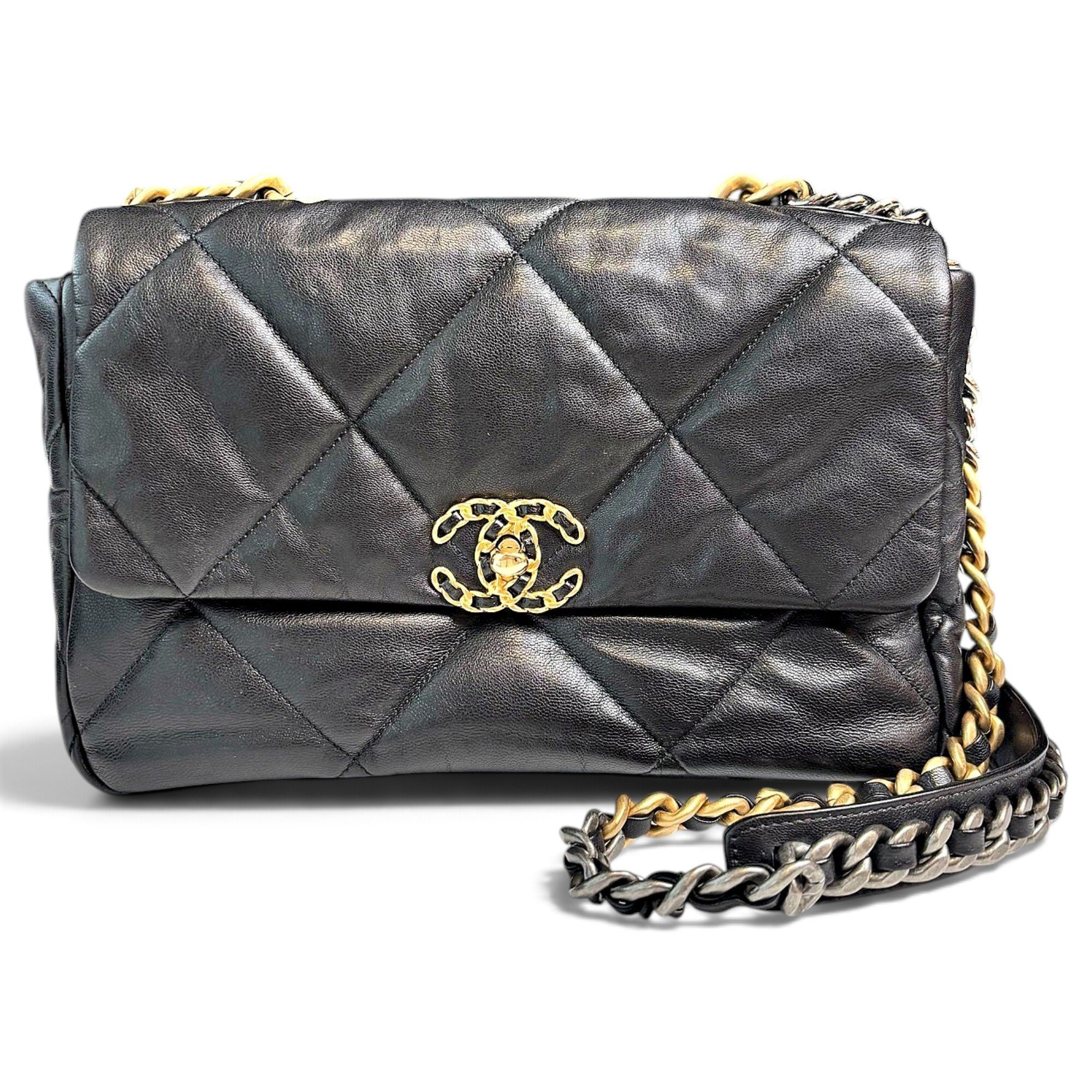 Chanel 19 leather handbag