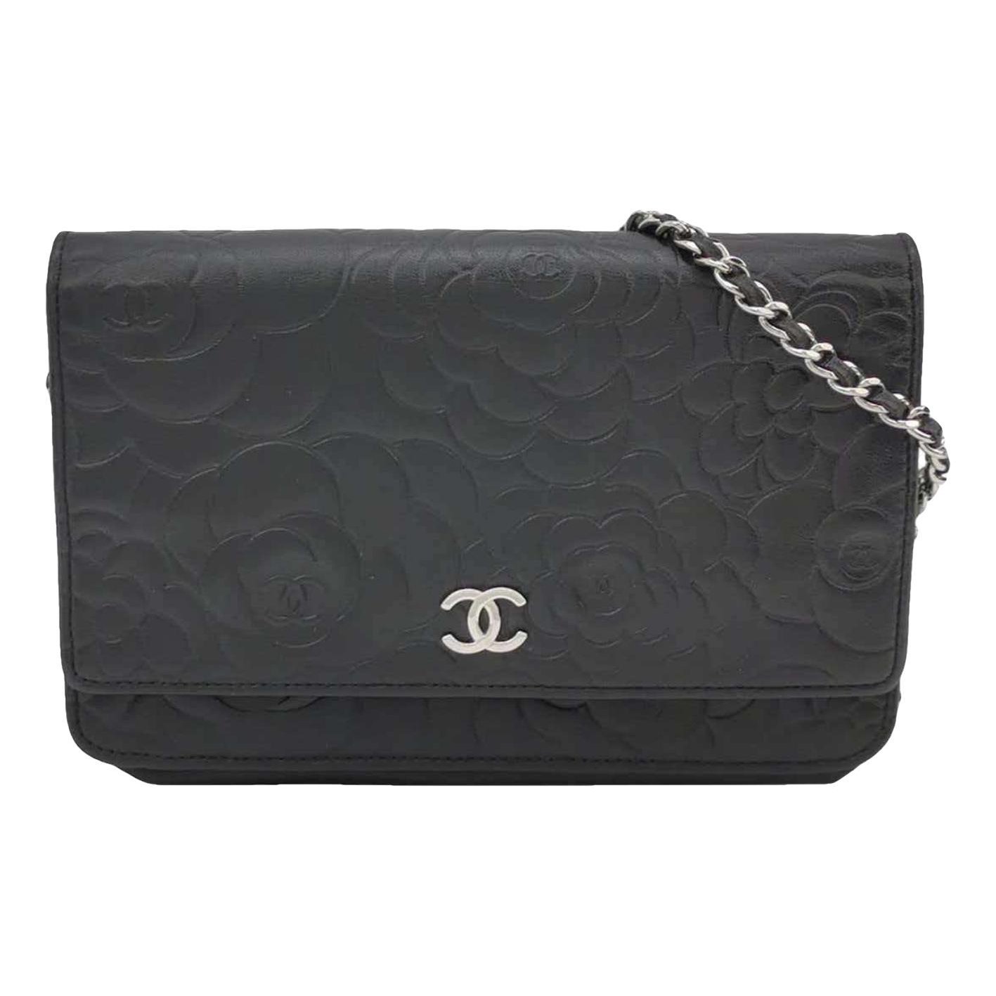 Wallet On Chain Timeless/Classique leather crossbody bag