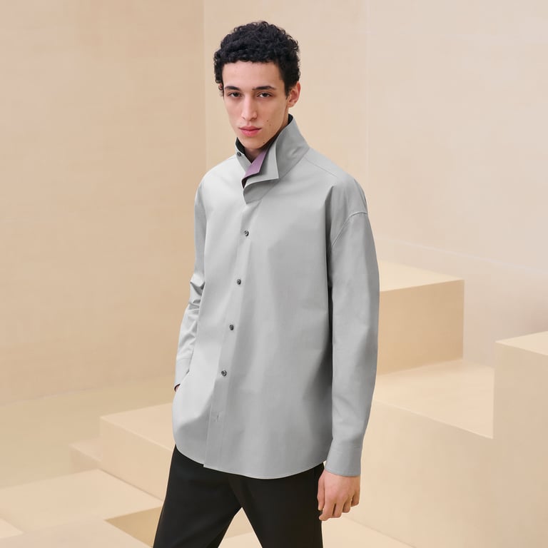 Boxy fit shirt with twin collar
