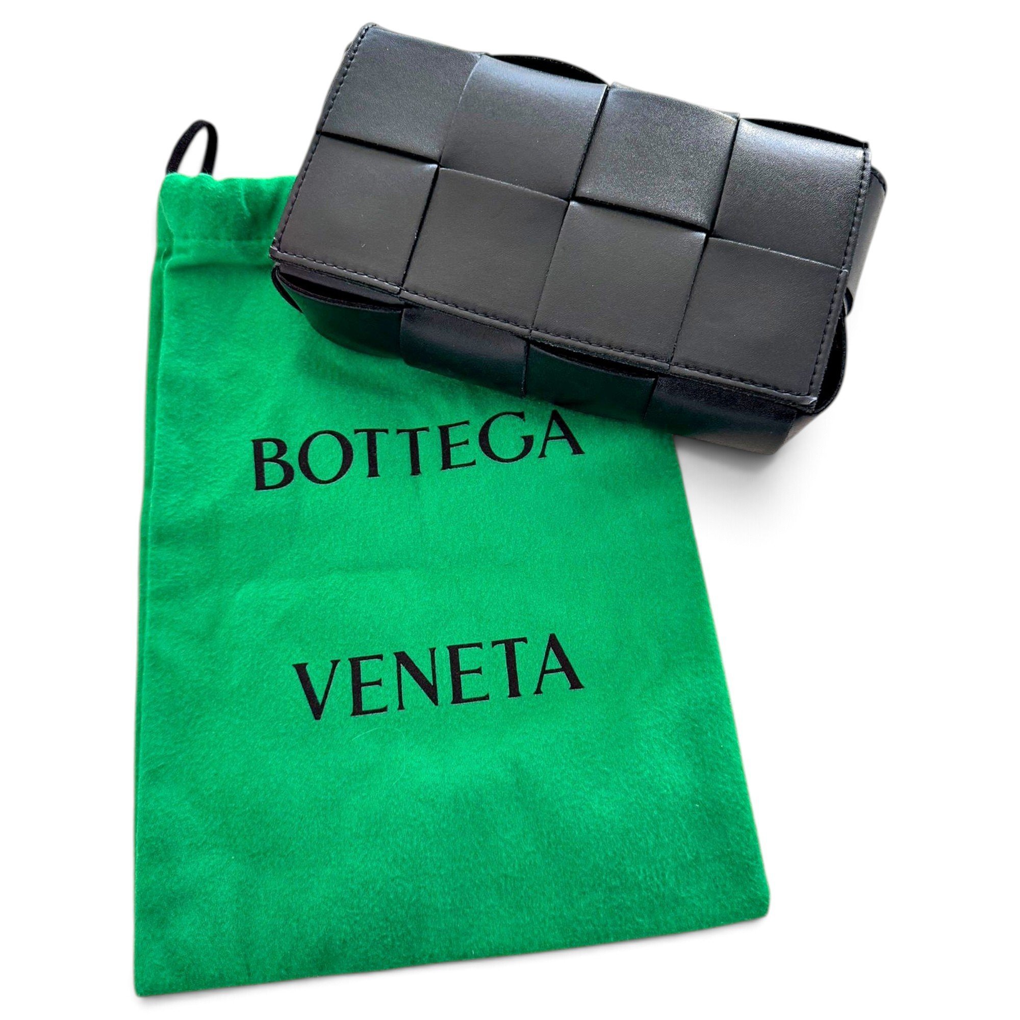 Cassette leather crossbody bag