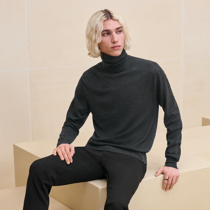 "Detail H" turtleneck sweater