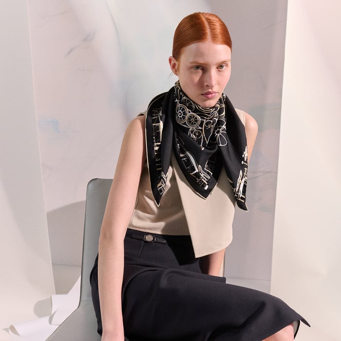 Complication Equestre Exceptional Embroidered Scarf 90