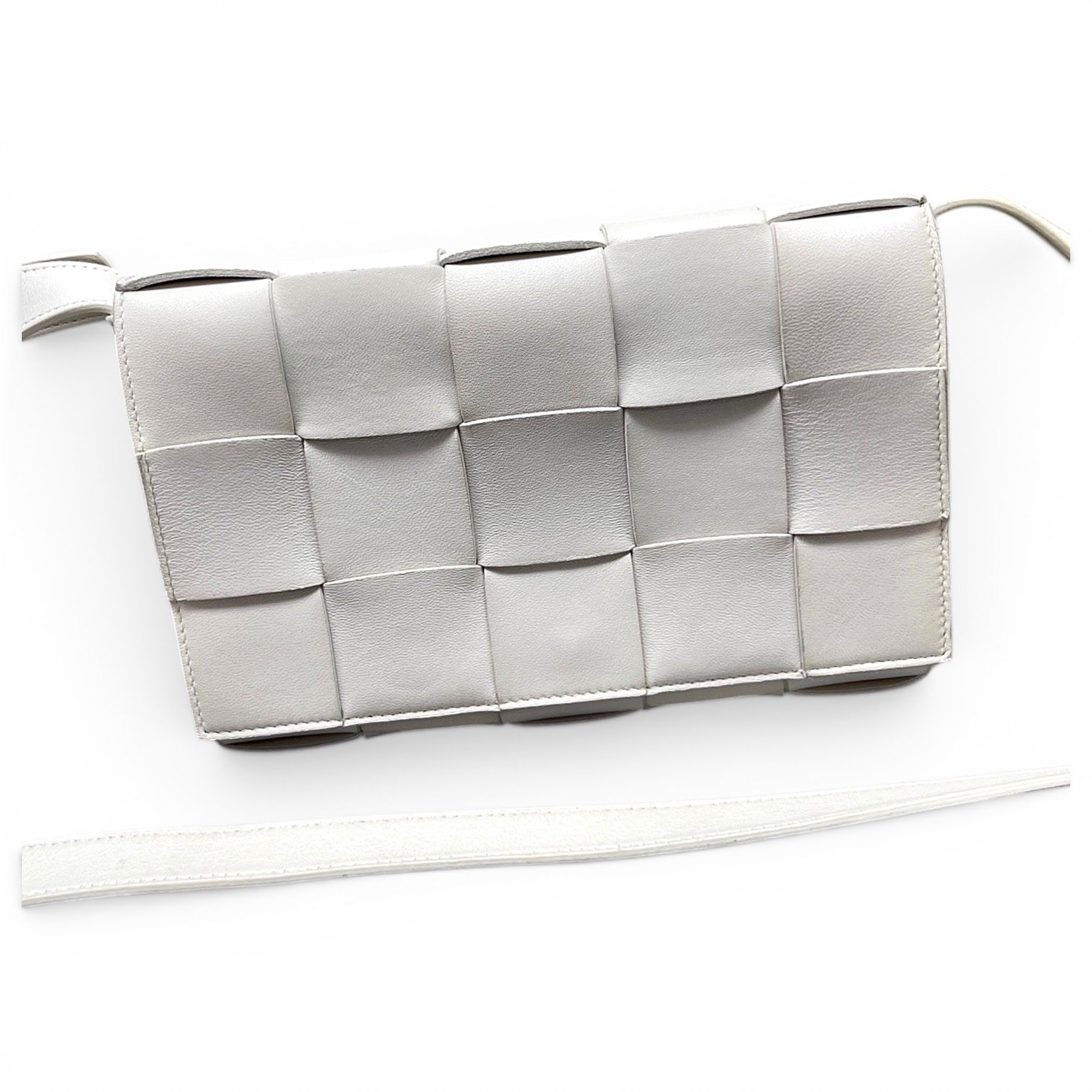 Cassette leather handbag