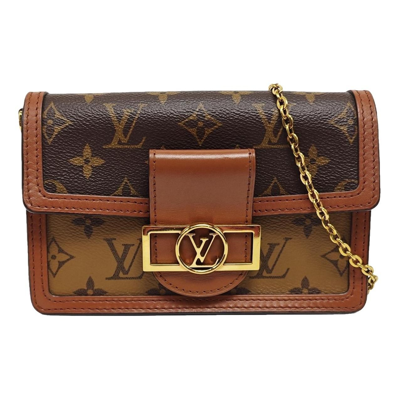 Dauphine leather handbag
