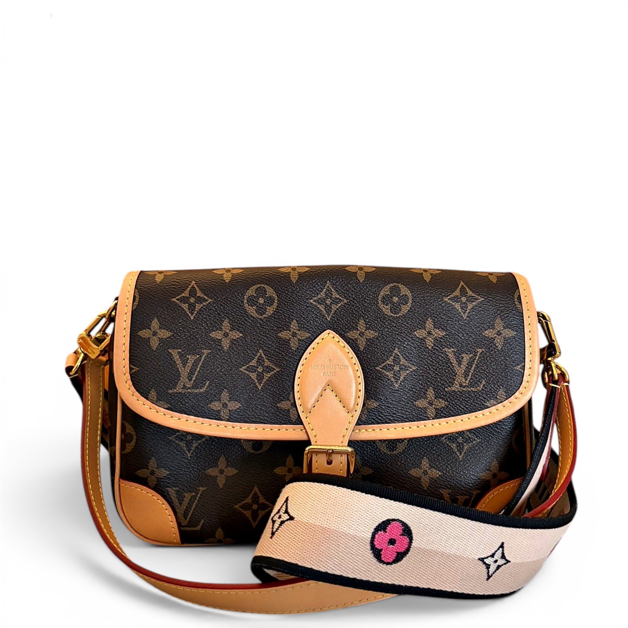 Diane leather crossbody bag