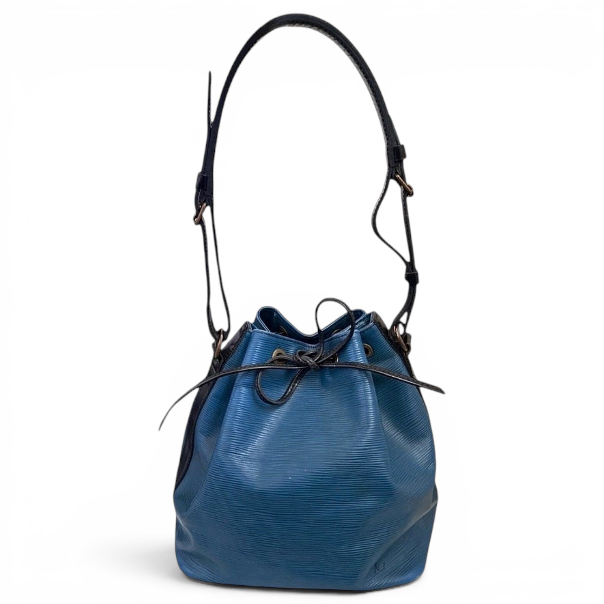 Noé leather handbag