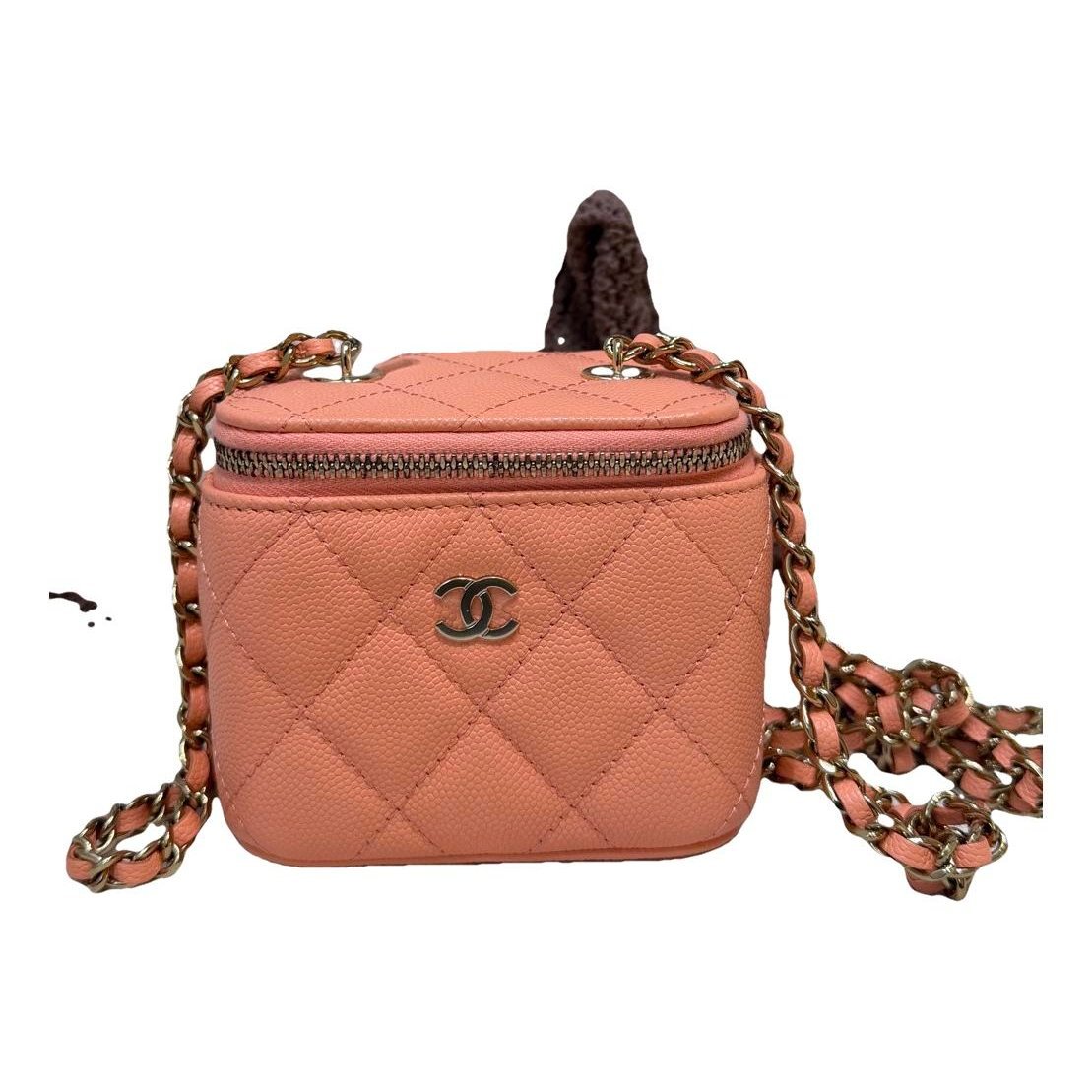 Trendy CC Vanity leather handbag