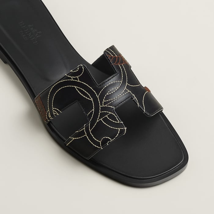 Noir Oran Sandal