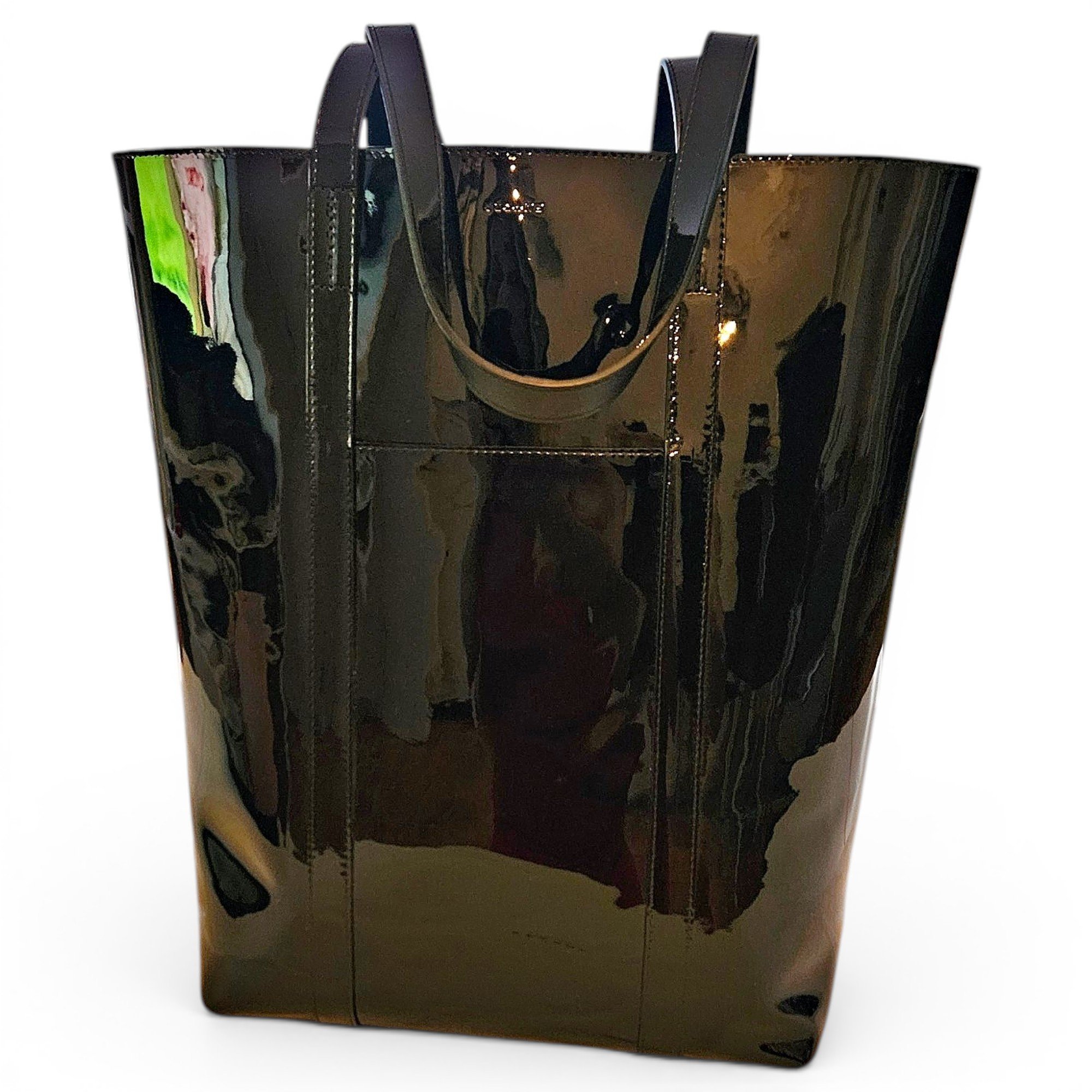 Leather tote