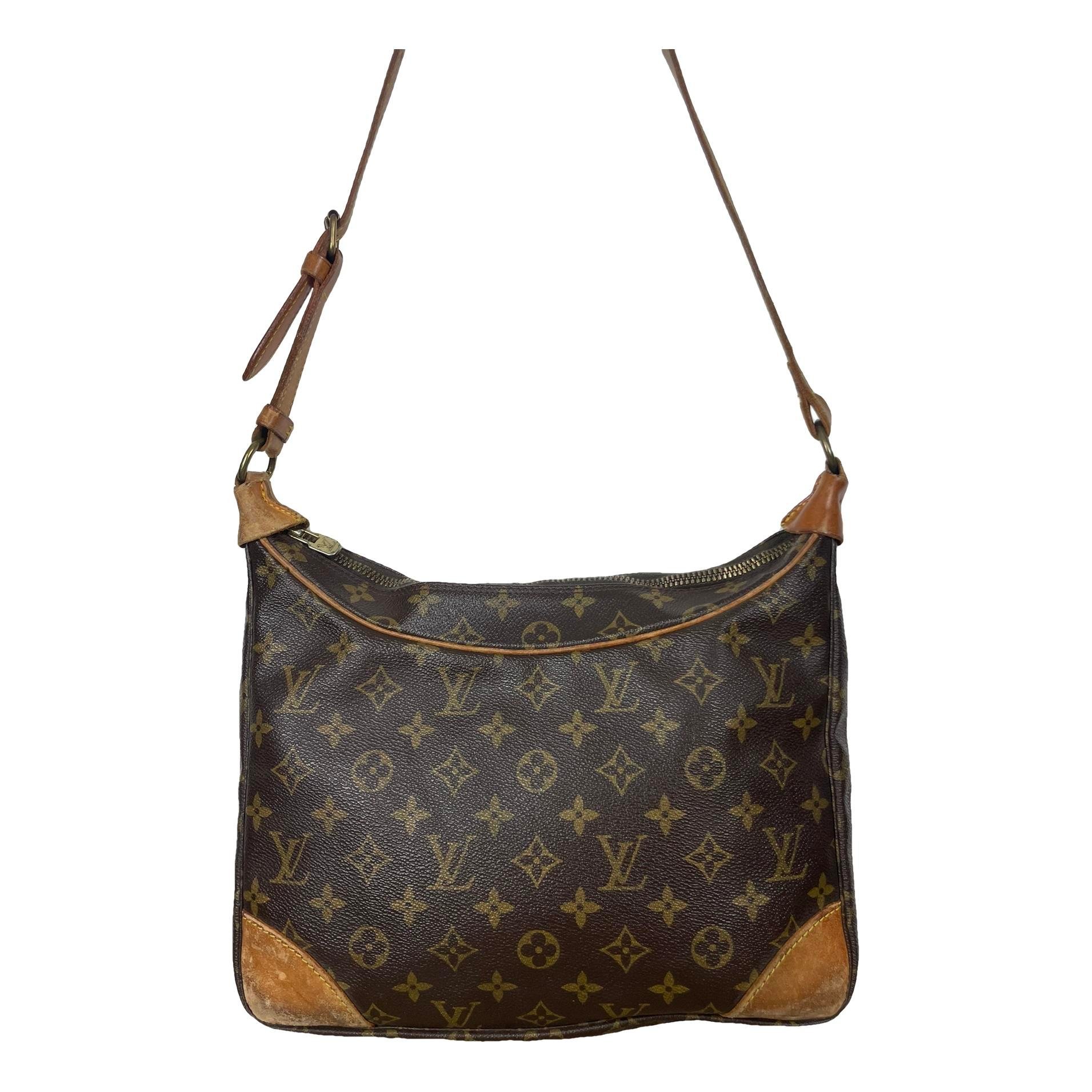 Boulogne leather crossbody bag
